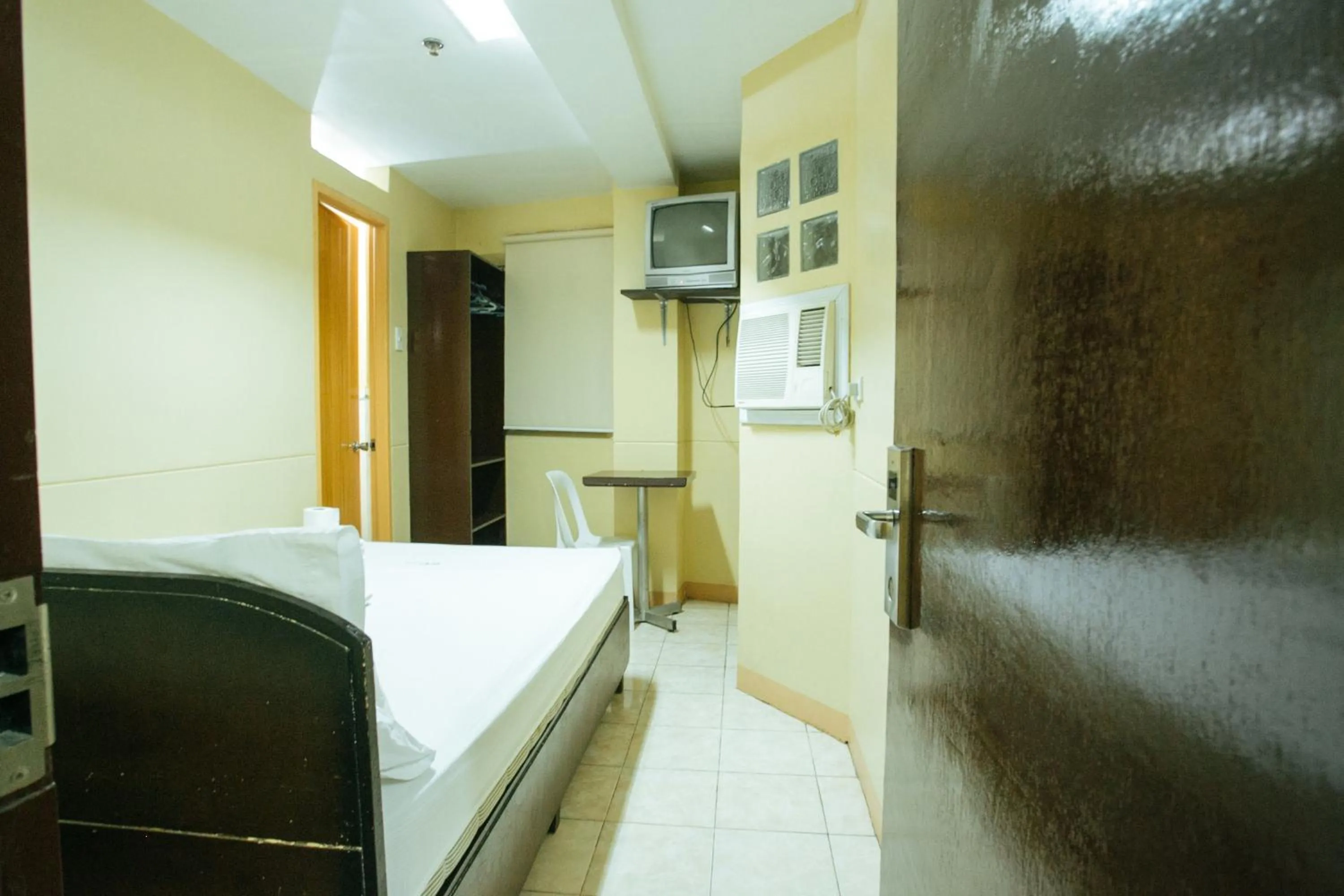 Bed in GV Hotel - Talisay City