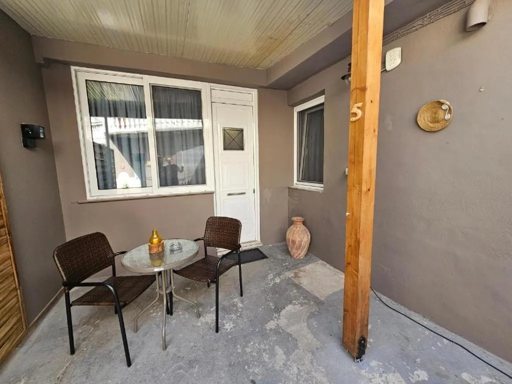 Balcony/Terrace in Garden Square Inn