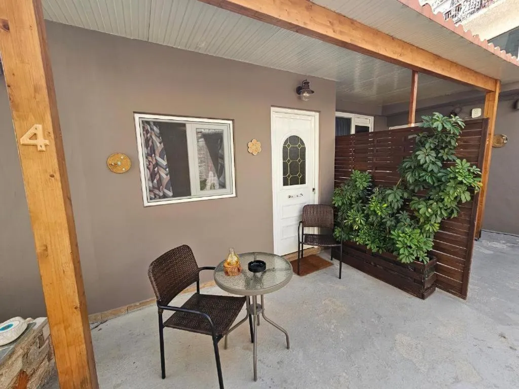 Balcony/Terrace in Garden Square Inn