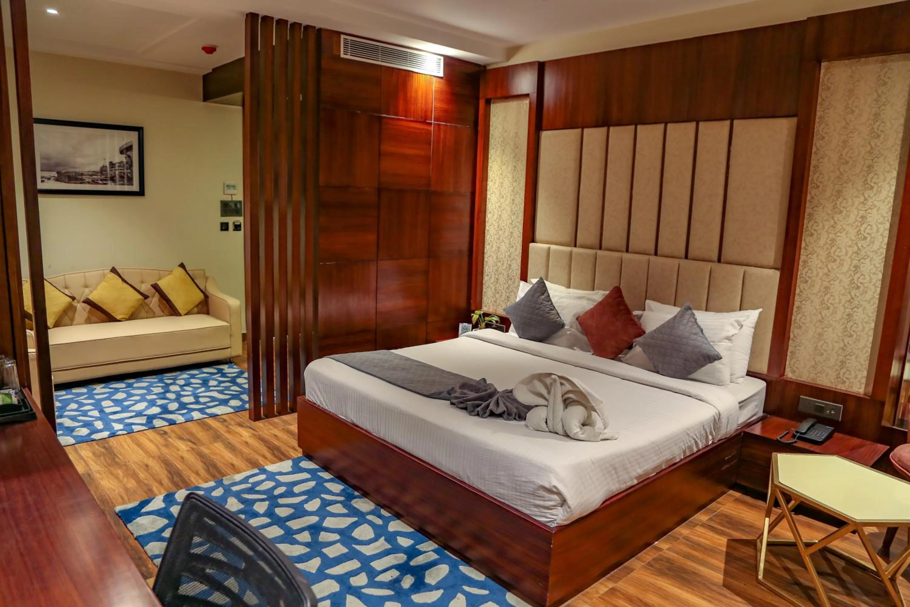 Bed in Four Leaf Hotel - AKOSHA