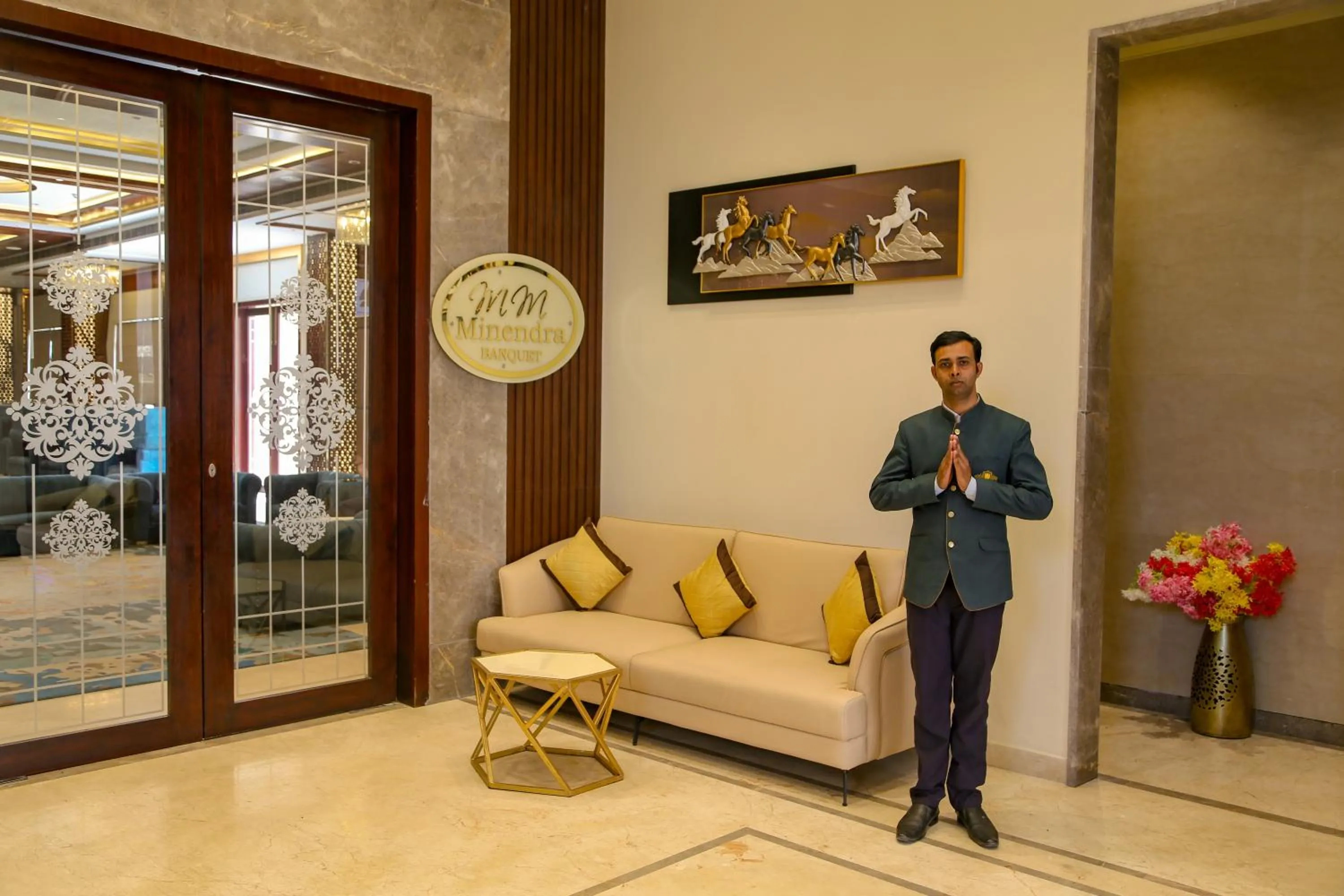 Four Leaf Hotel - AKOSHA