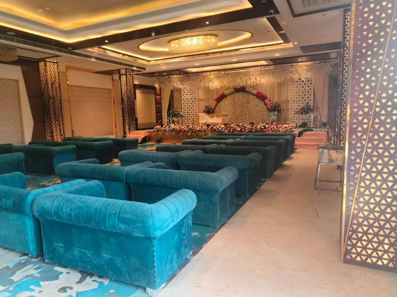 Living room in Four Leaf Hotel - AKOSHA