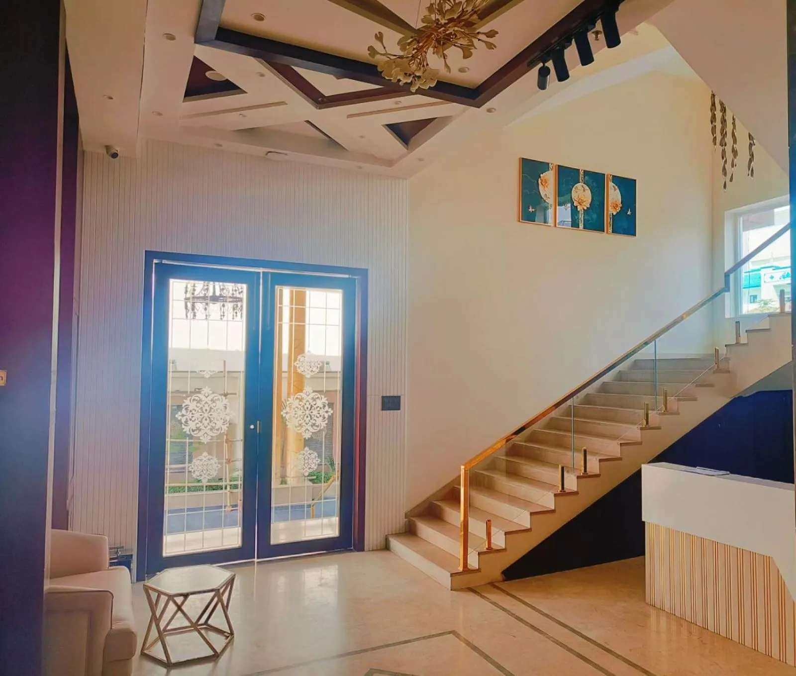 Property building in Four Leaf Hotel - AKOSHA