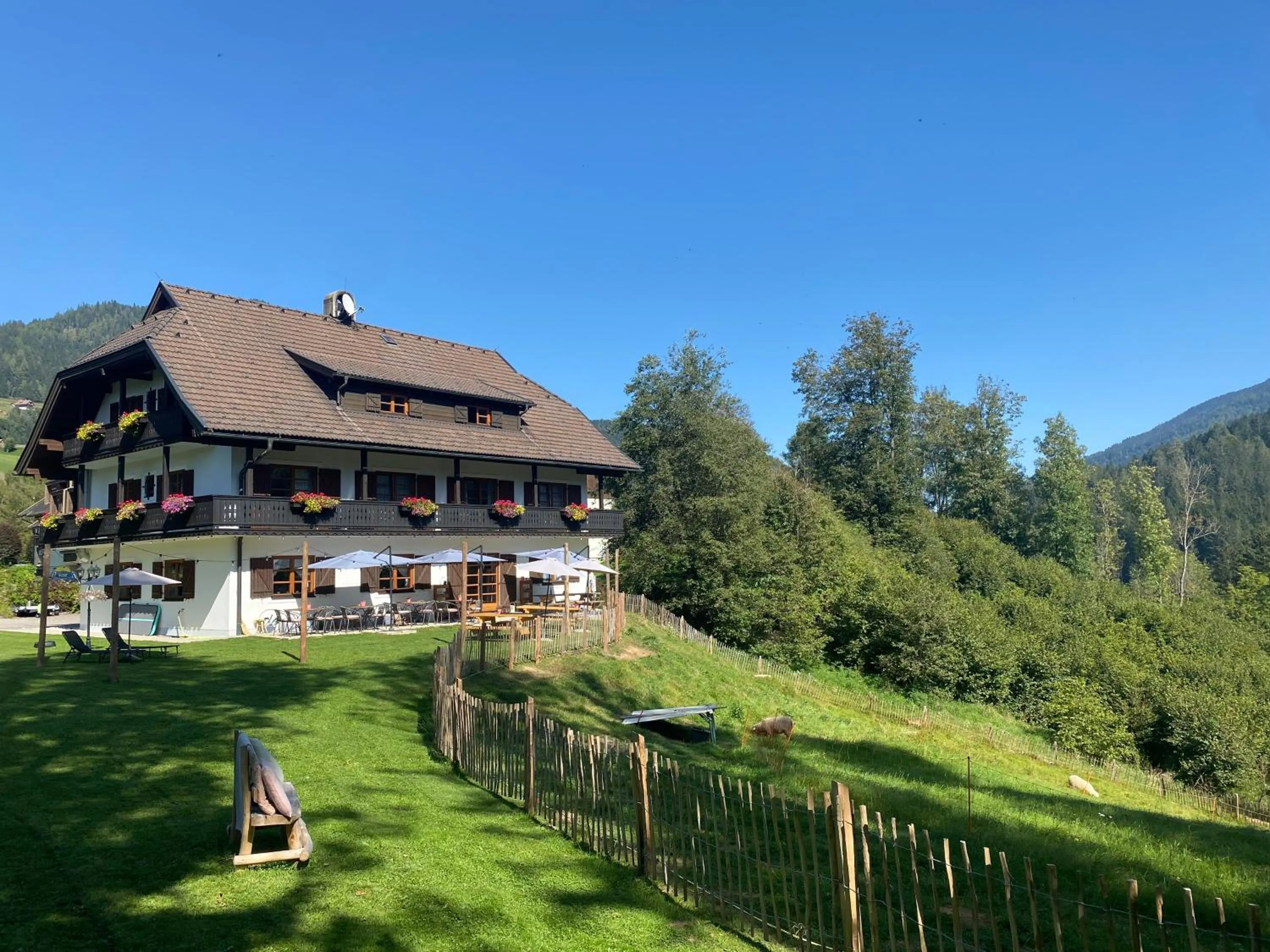 Property building in Pension Gasthof Arriach
