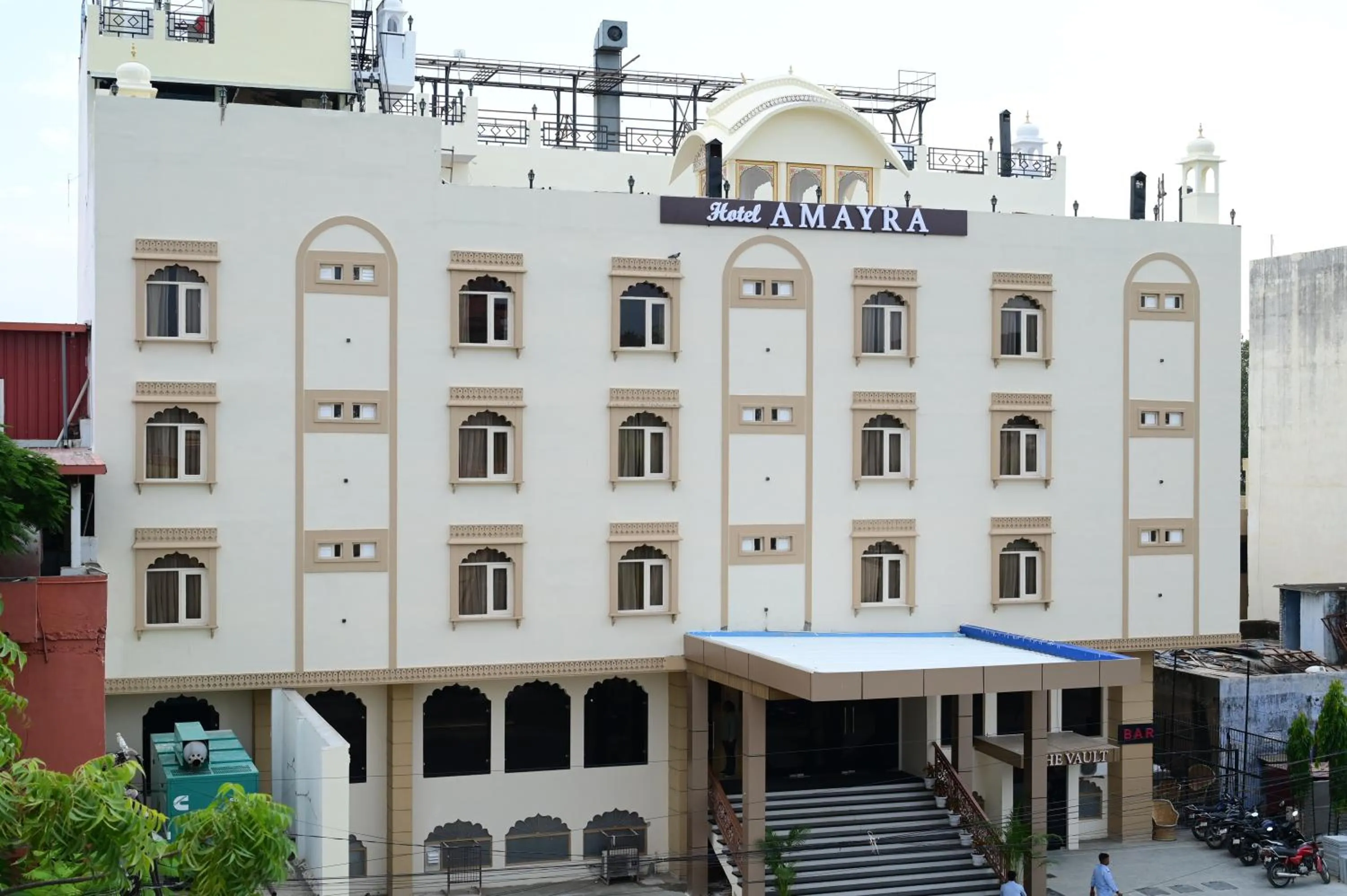 Facade/entrance in Hotel Amayra
