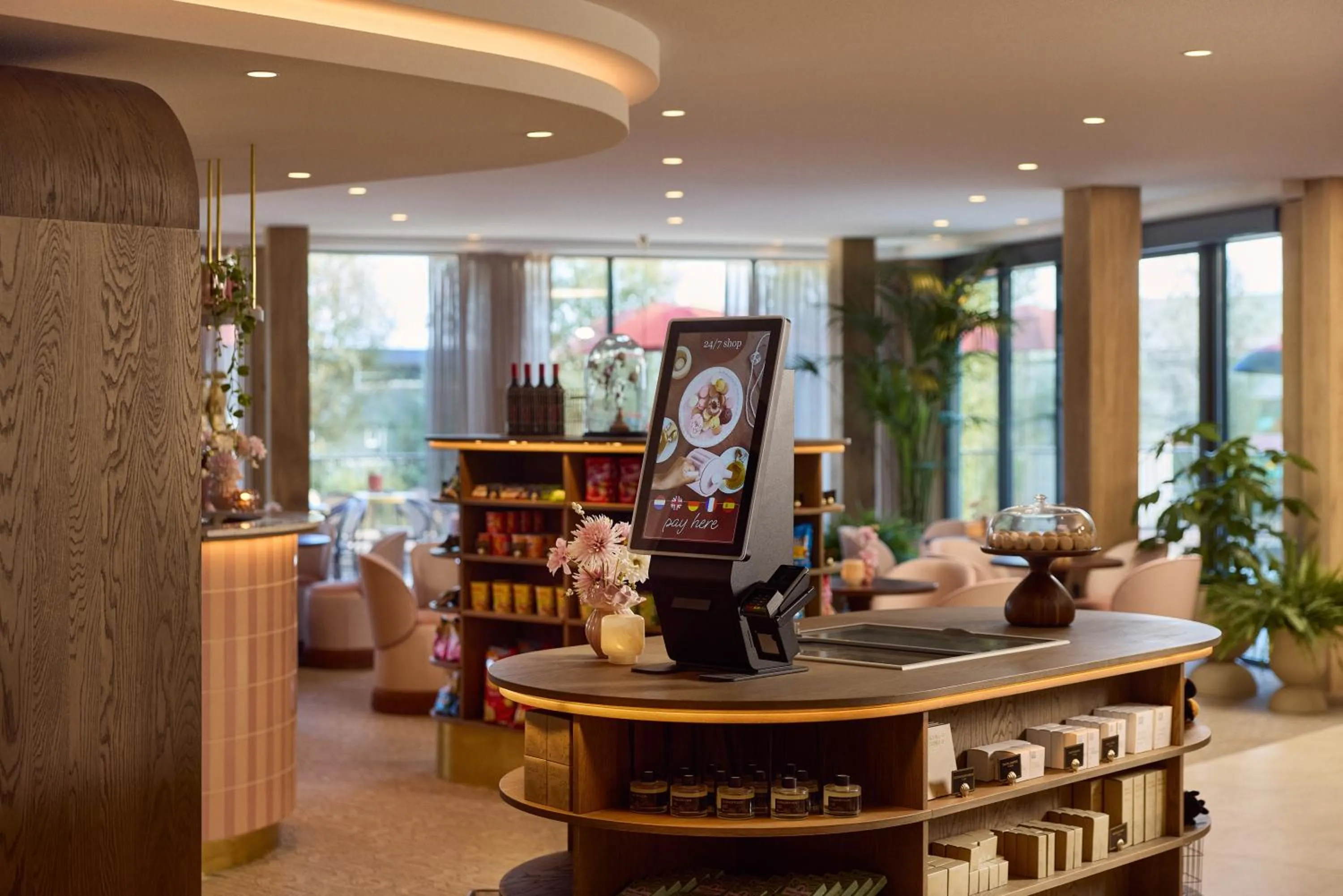 Lobby or reception in Van der Valk Hotel Volendam - Recently renovated