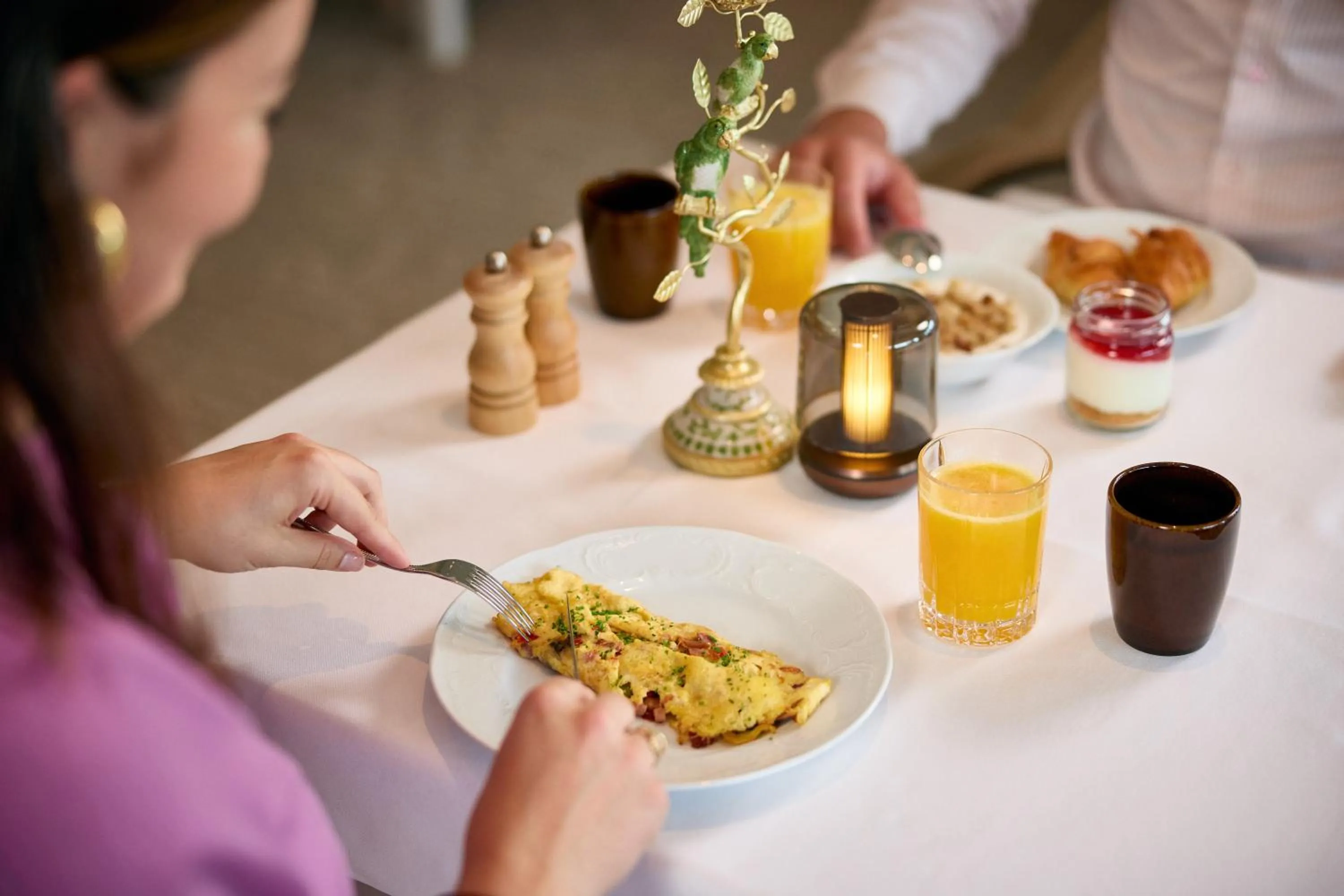 Restaurant/places to eat in Van der Valk Hotel Volendam - Recently renovated