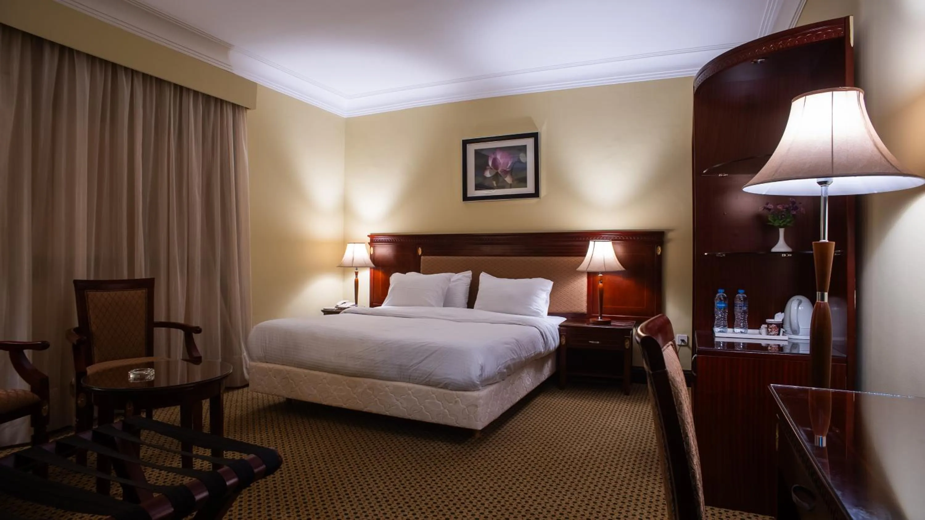 Bedroom, Bed in The Villa 604 Powered by look