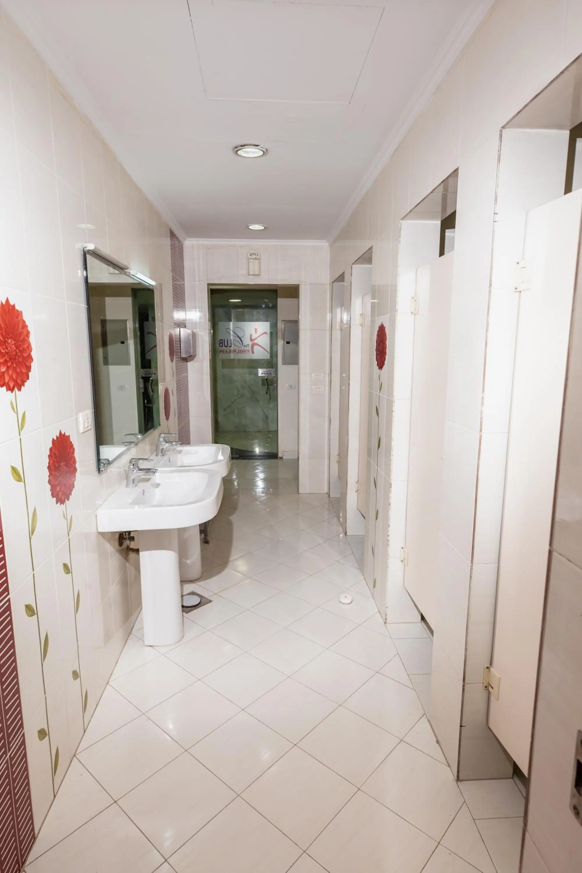 Shower in The Villa 604 Powered by look