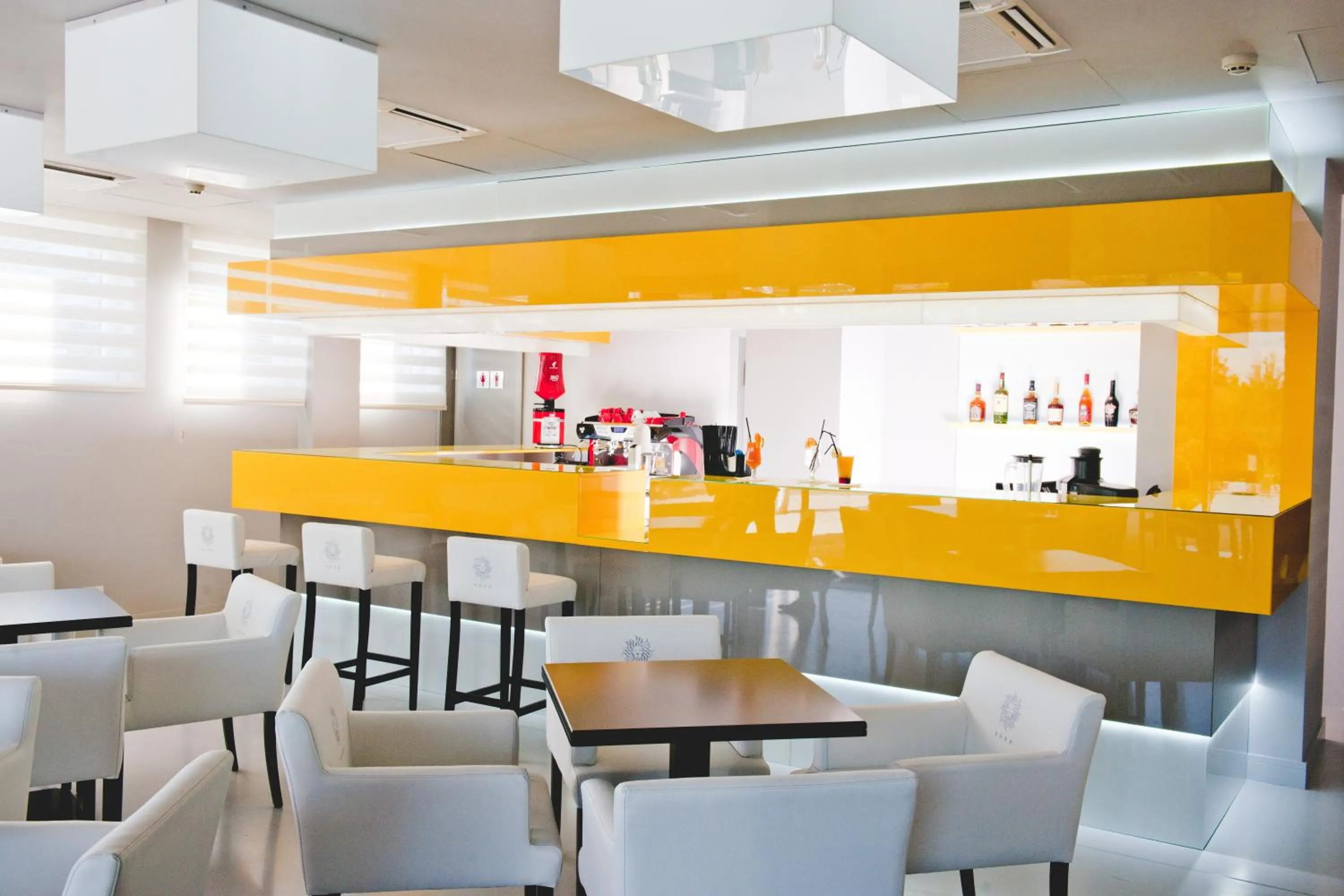 Lounge or bar in Hotel Leon & Spa