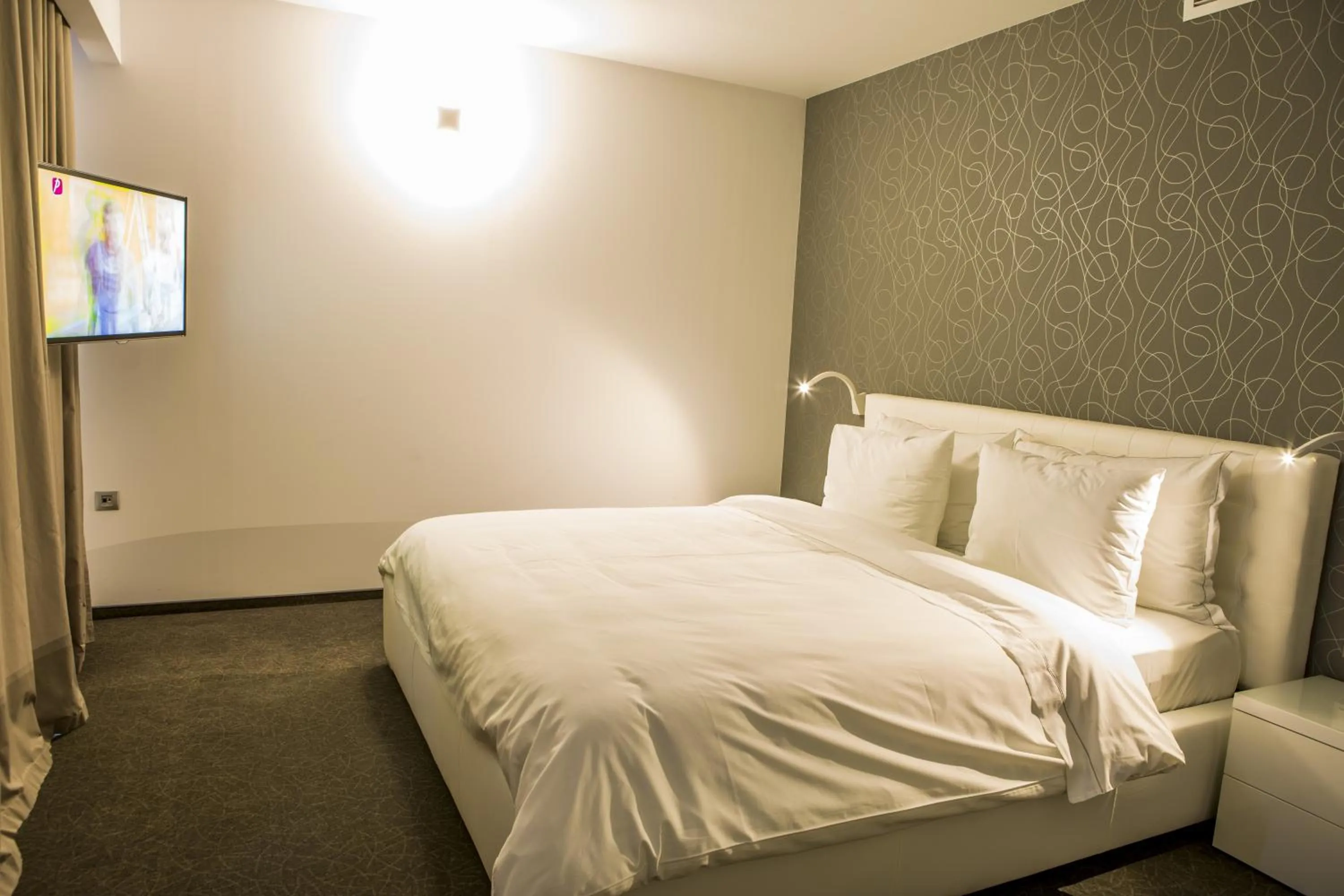 Photo of the whole room, Bed in Hotel Tempo