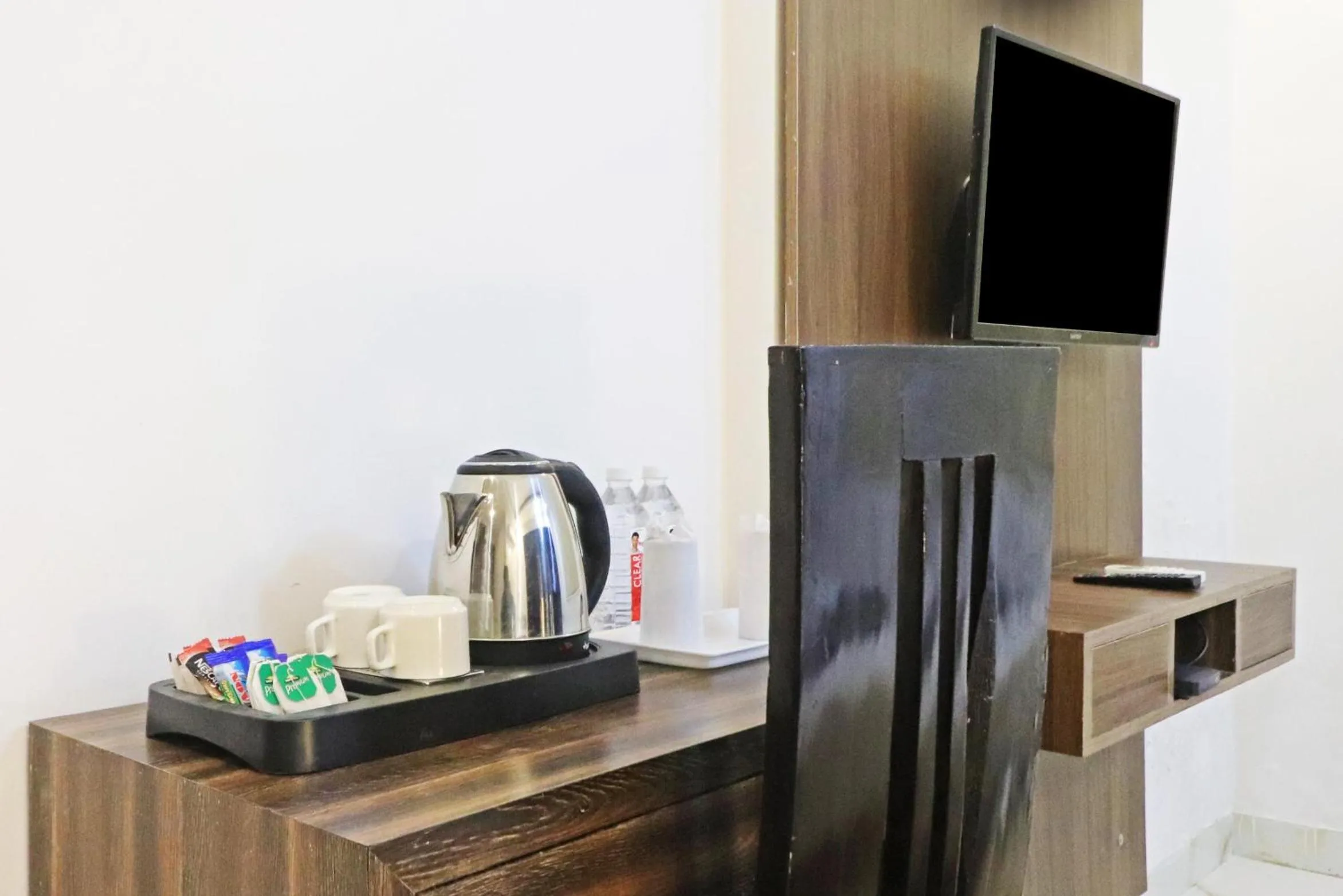 TV and multimedia in Hotel Mayda Prime Near Delhi Airport