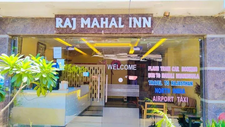 Hotel Raj Mahal Inn Near New Delhi Railway Station