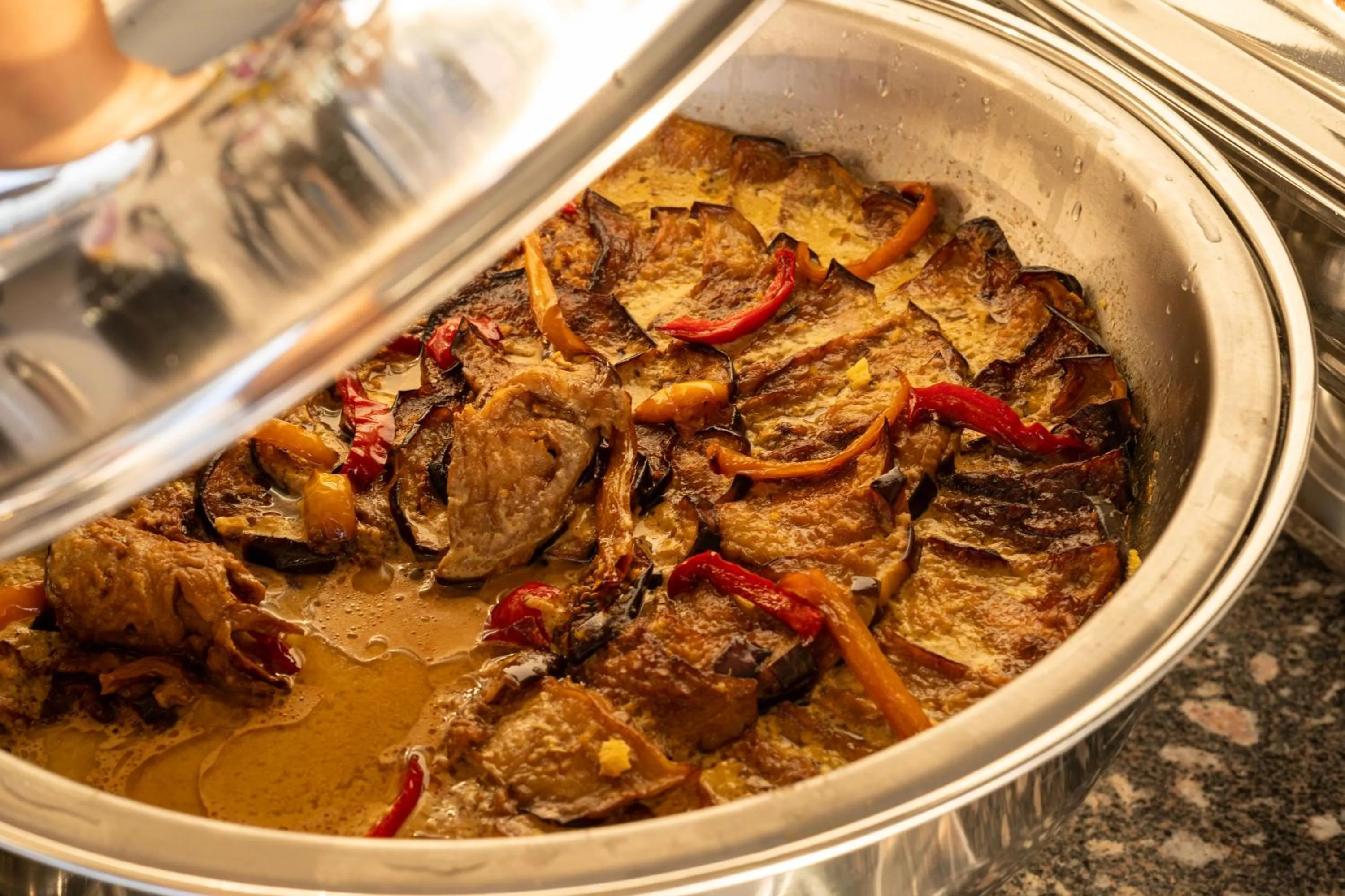 Restaurant/places to eat in Sun and Sand Guest House