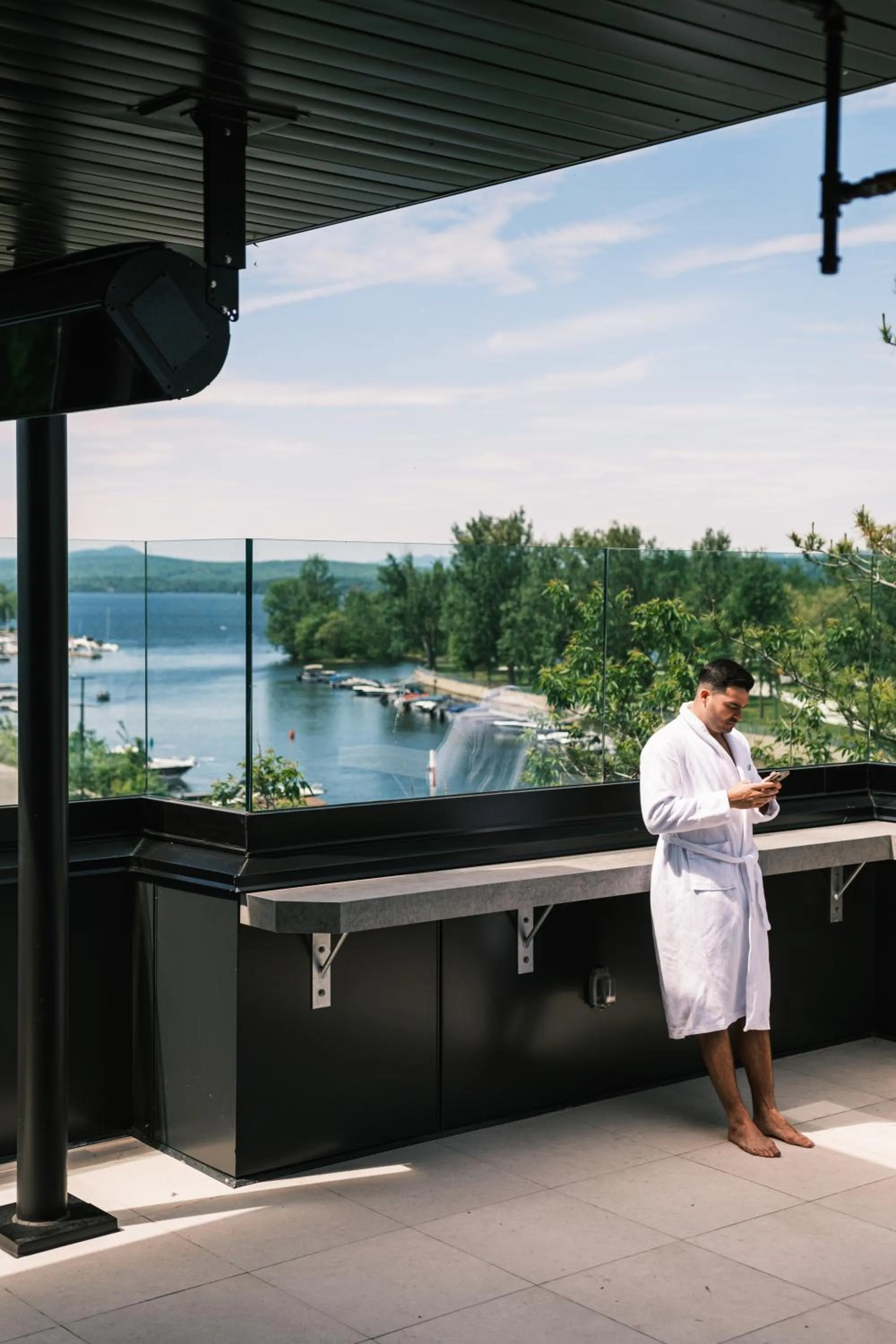 Patio in Hôtel Expérience - Quartier Des Marinas