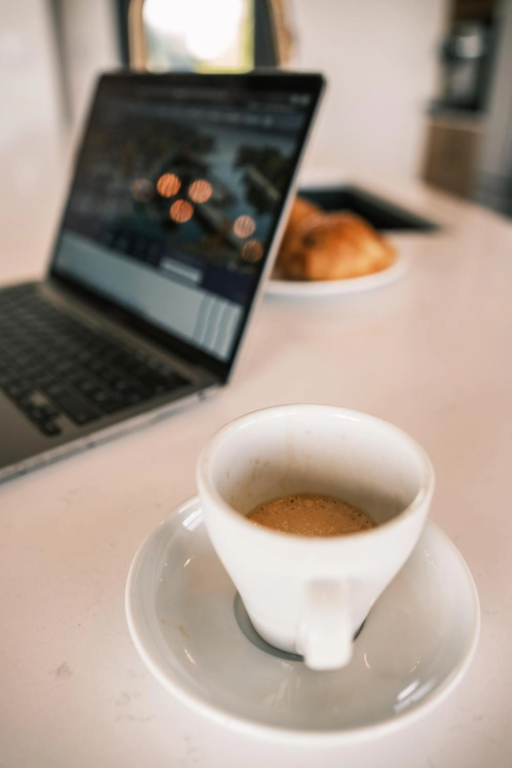 Food in Hôtel Expérience - Quartier Des Marinas