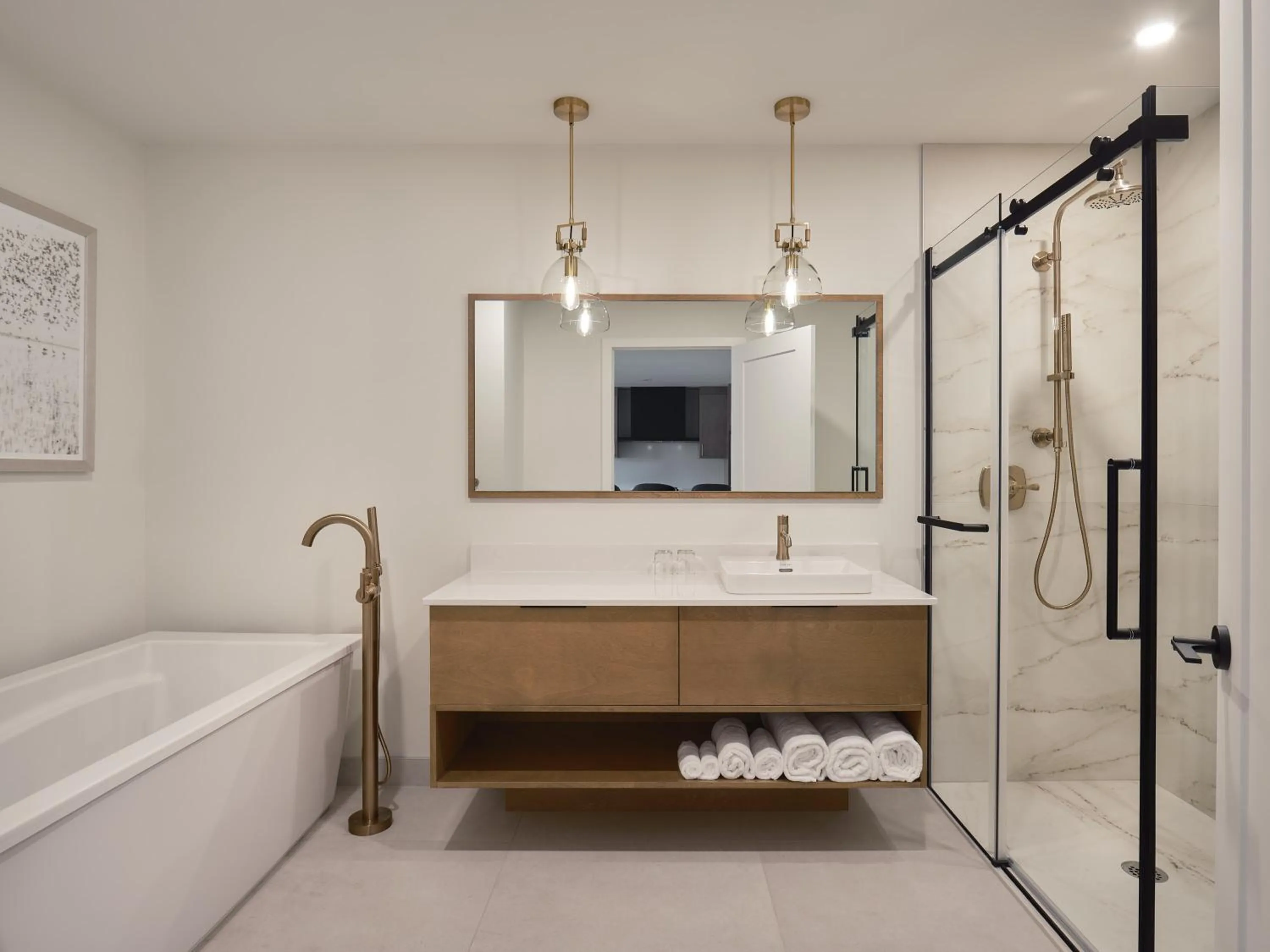 Bathroom in Hôtel Expérience - Quartier Des Marinas