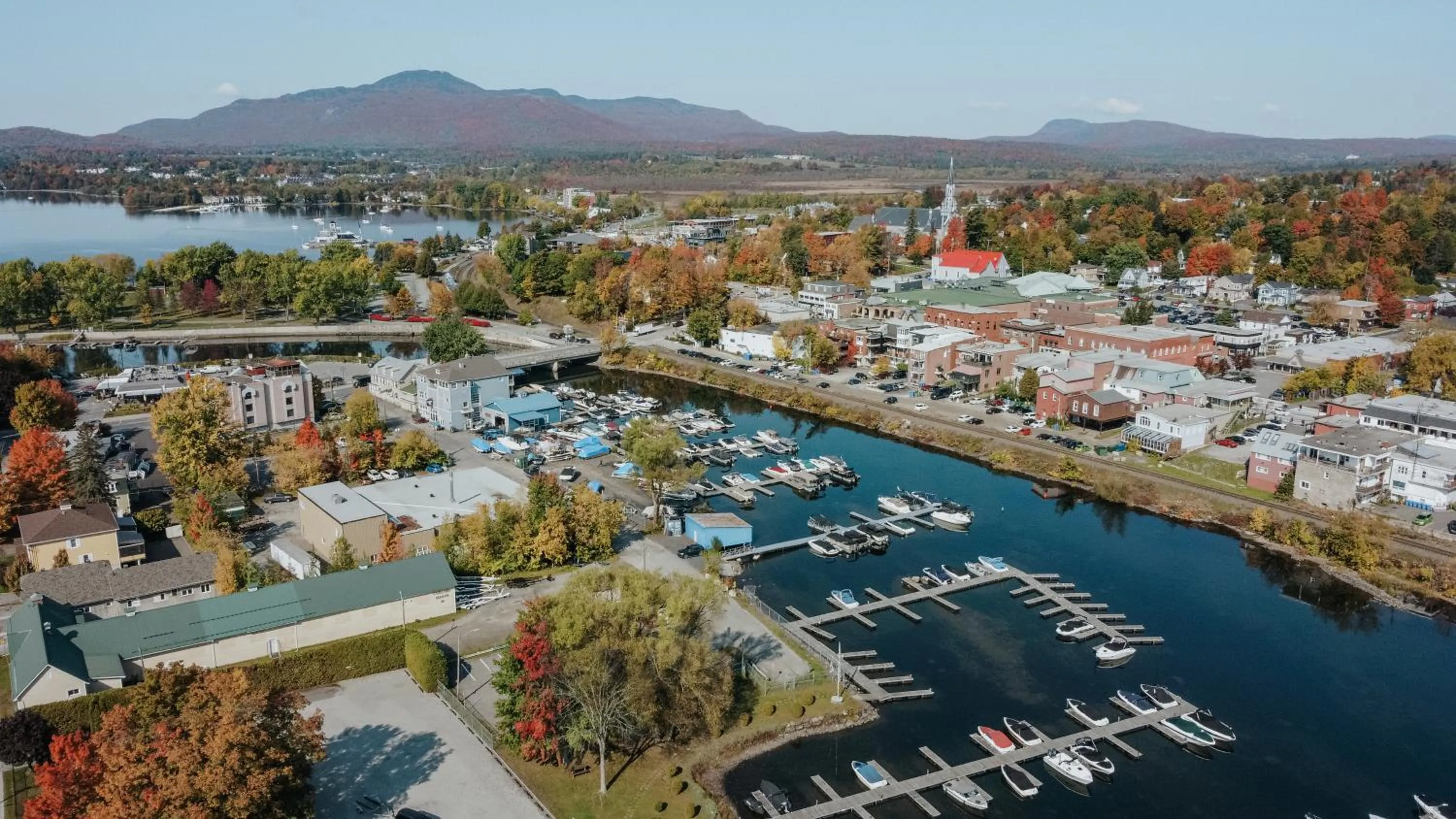 Neighbourhood in Hôtel Expérience - Quartier Des Marinas