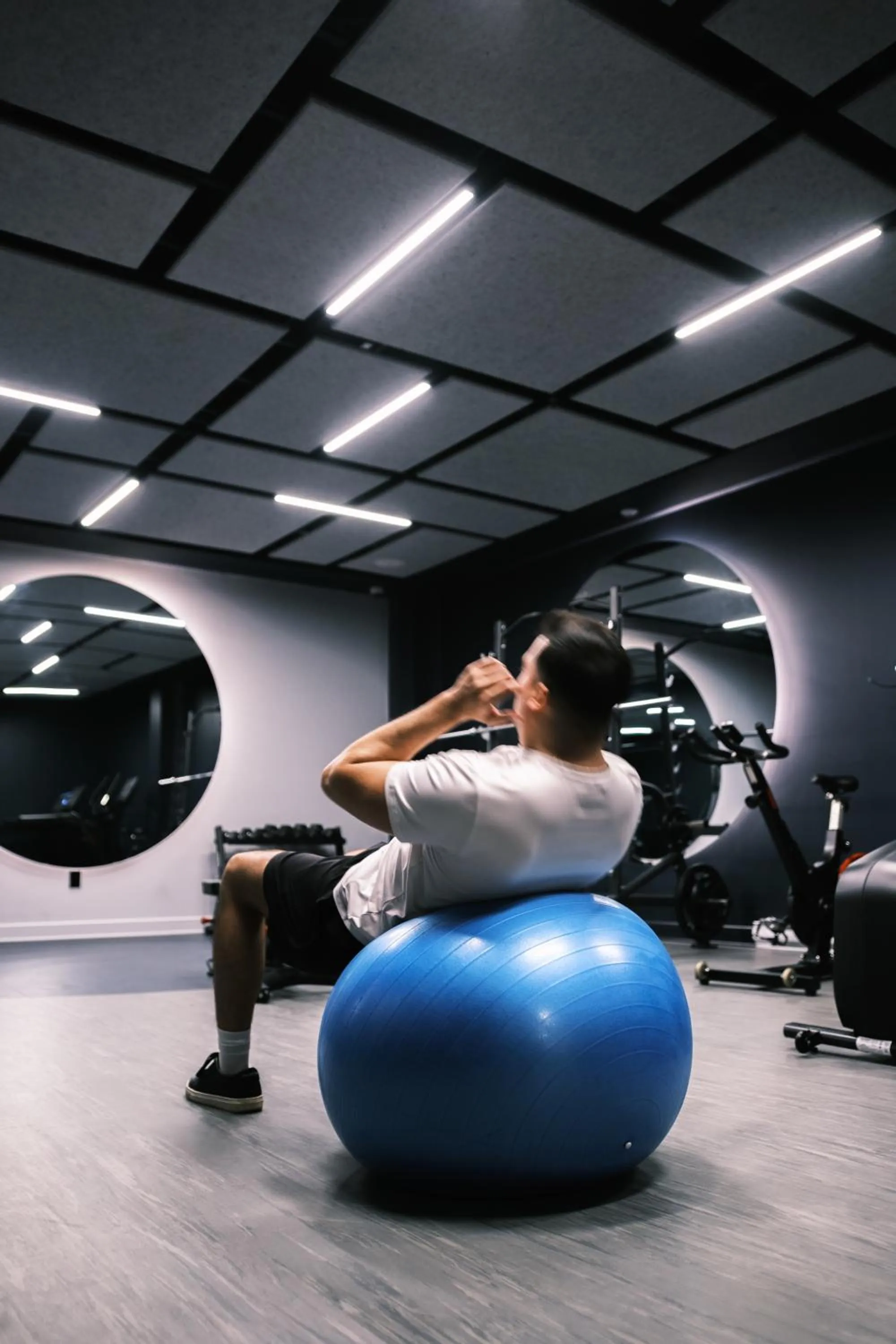 Fitness centre/facilities in Hôtel Expérience - Quartier Des Marinas