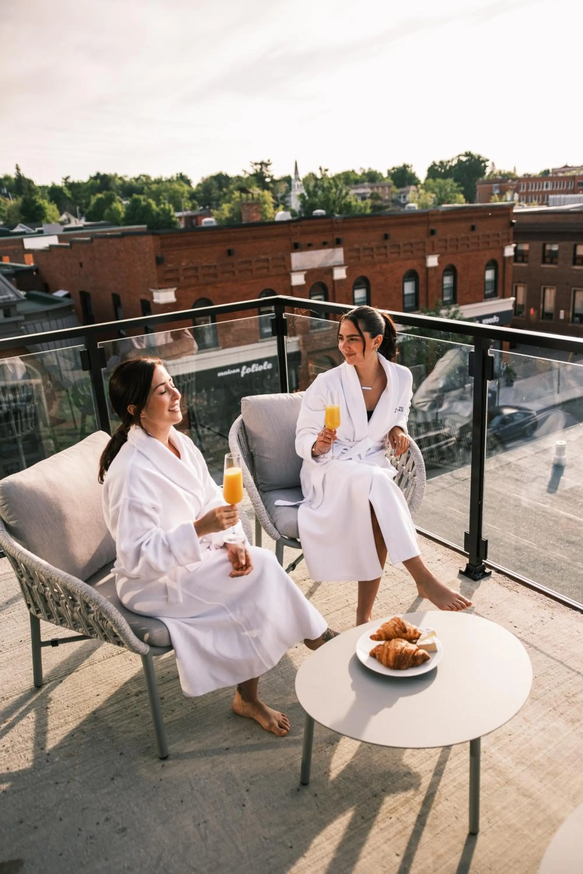 People in Hôtel Expérience - Quartier Des Marinas