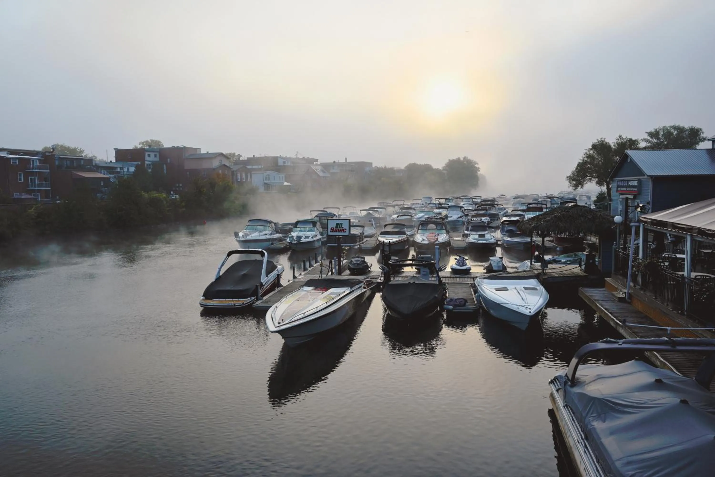 River view in Hôtel Expérience - Quartier Des Marinas