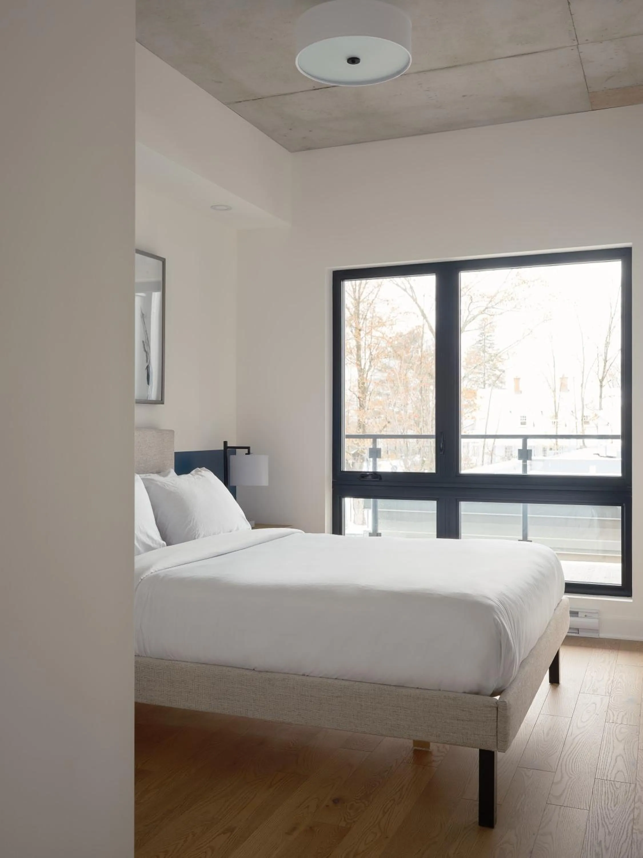 Bed in Hôtel Expérience - Quartier Des Marinas