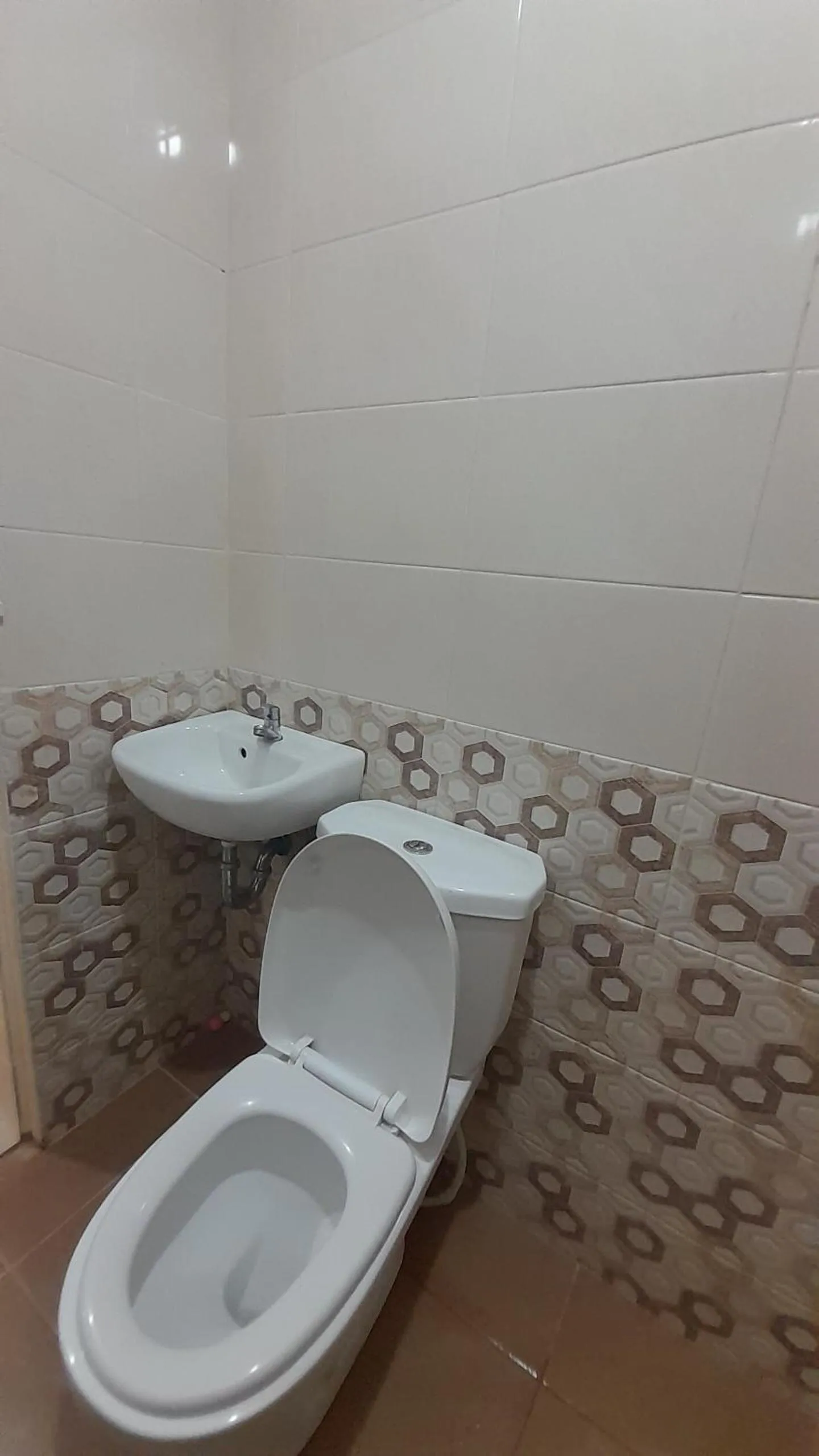 Bathroom in Hotel O Al-ainah Family Homestay