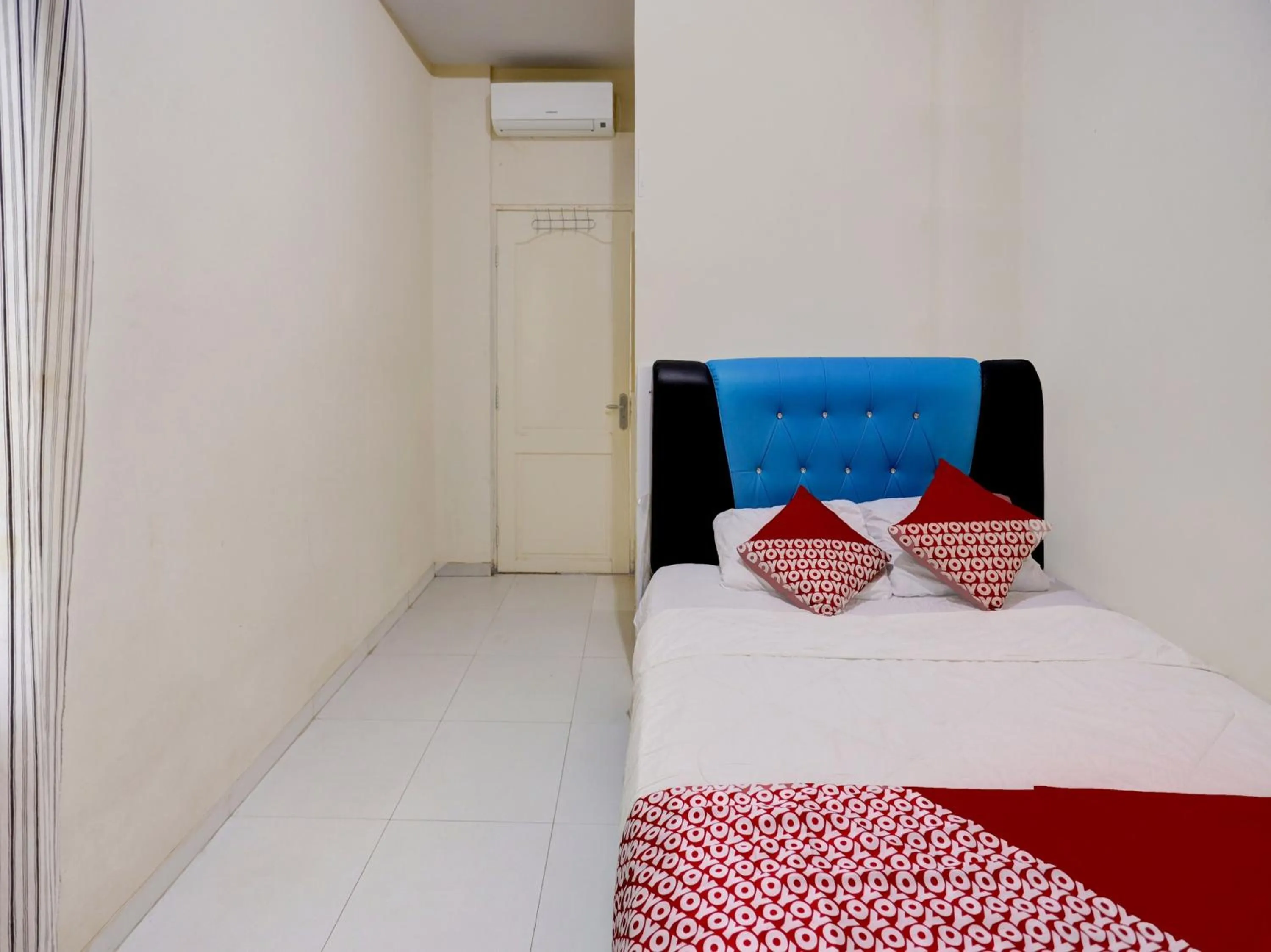 Bedroom, Bed in Hotel O Baloi Homestay