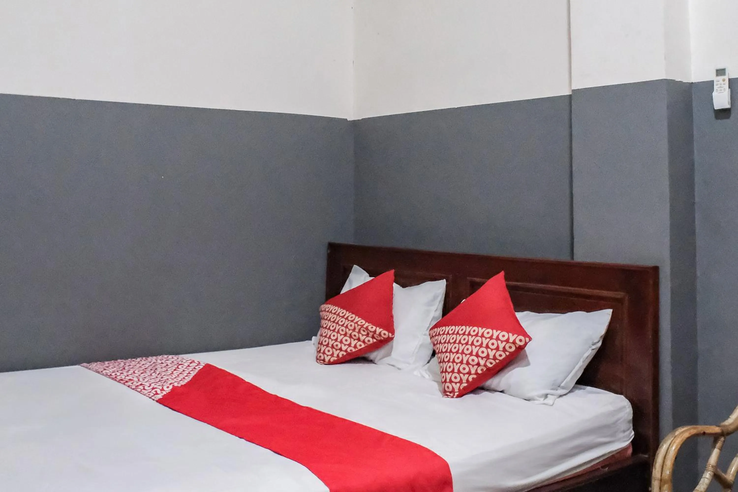 Bedroom, Bed in OYO 93117 Penginapan Tiga Dara