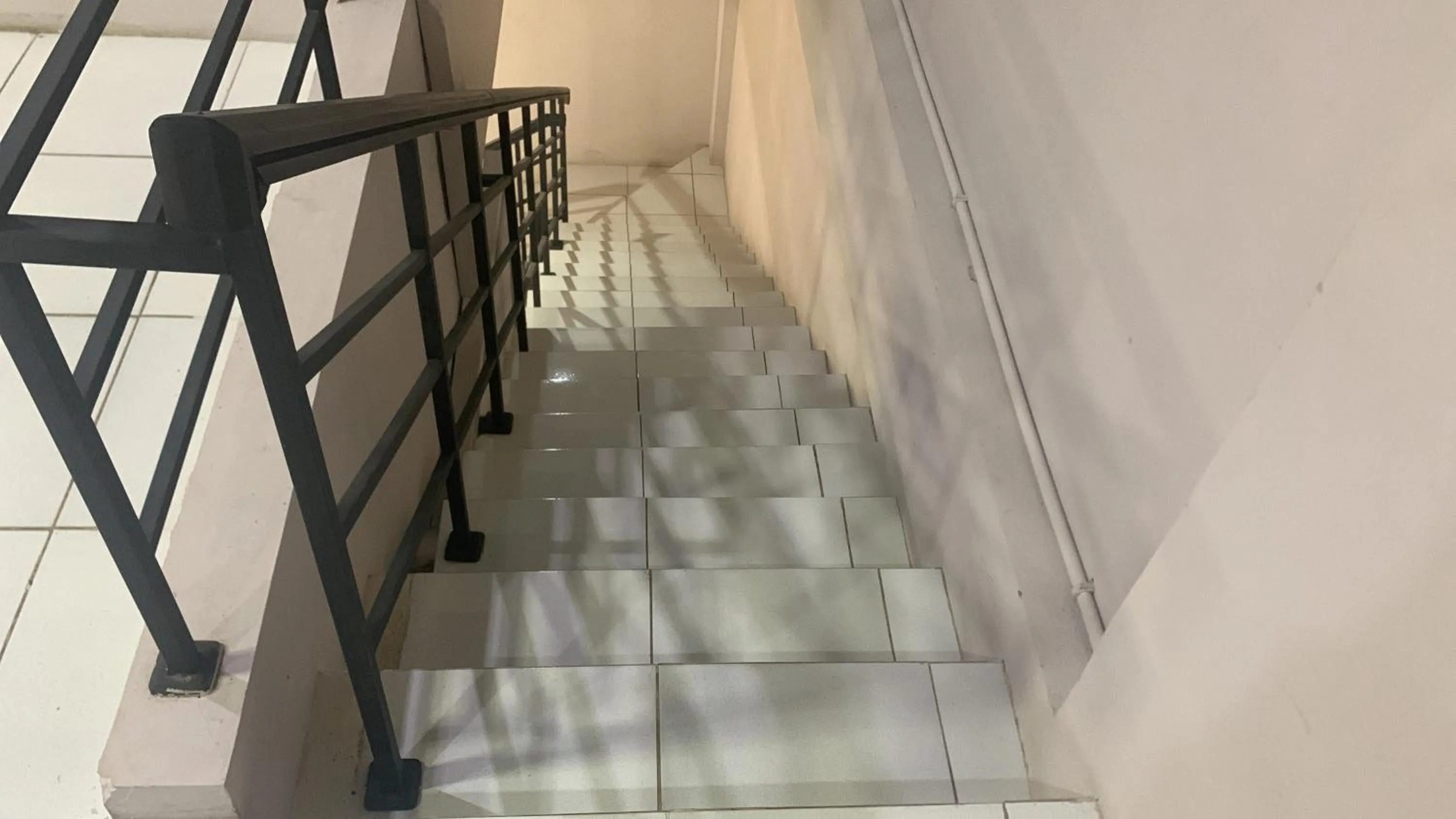 Lobby or reception in Hotel O Pondok Puti Sartika SyariahNearPasar Jum'at Aluh Aluh