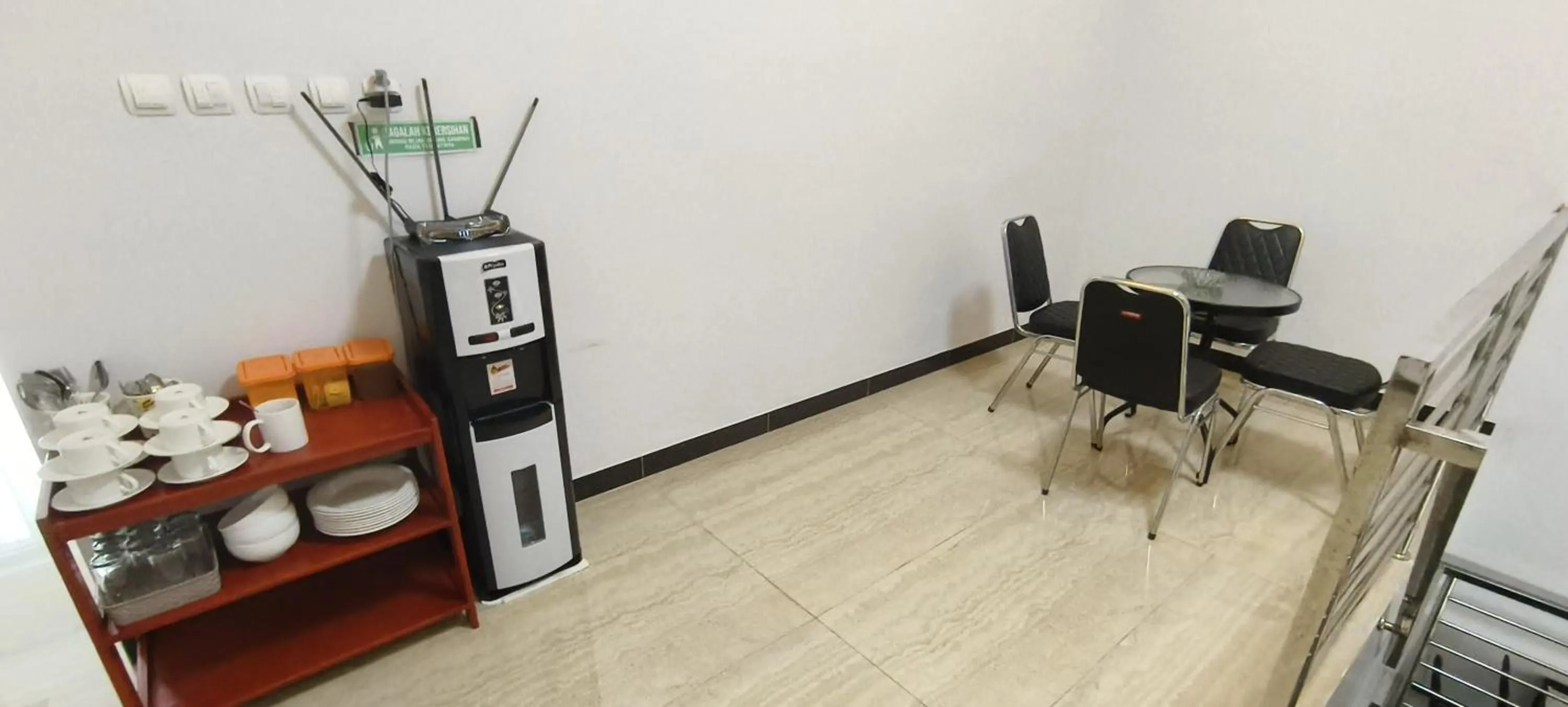 Lobby or reception in Hotel O Wisma Hamalau SyariahNearPulau Bromo Pedestrian Bridge