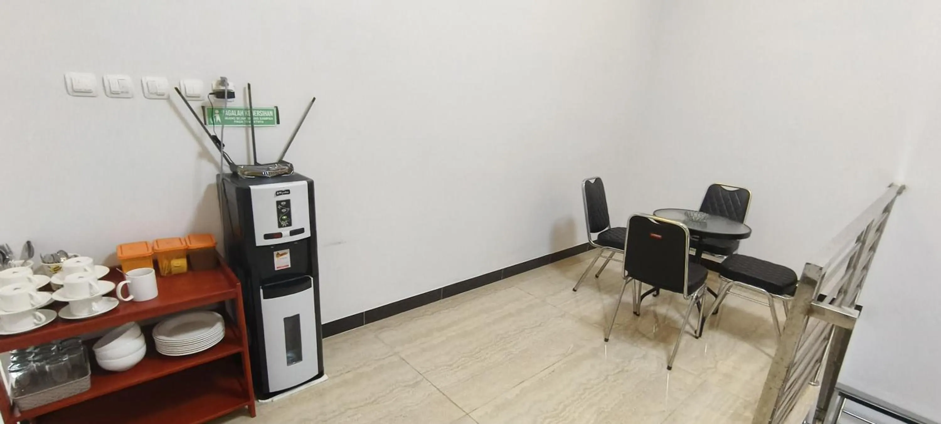 Lobby or reception in Hotel O Wisma Hamalau SyariahNearPulau Bromo Pedestrian Bridge