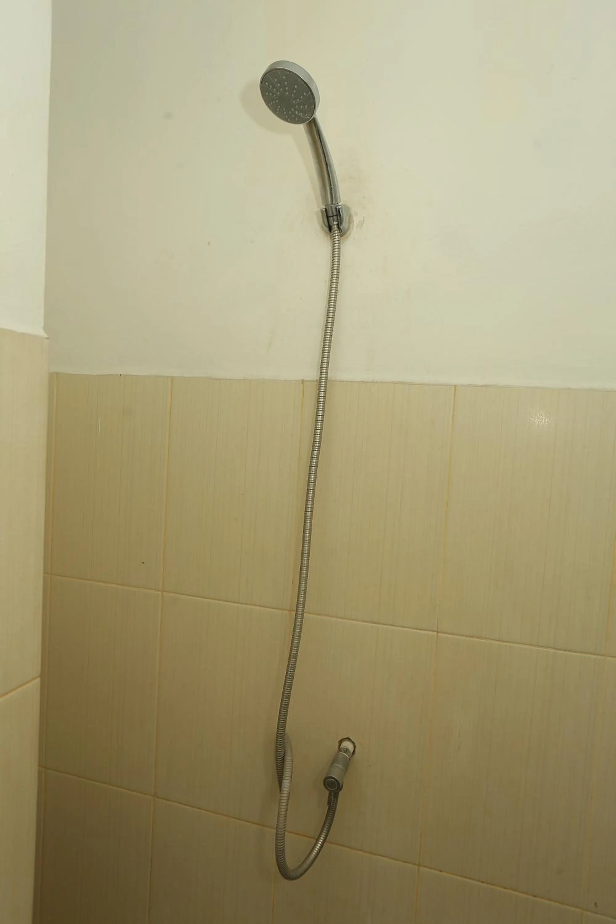 Bathroom in Collection O 93142 Lion Rooms