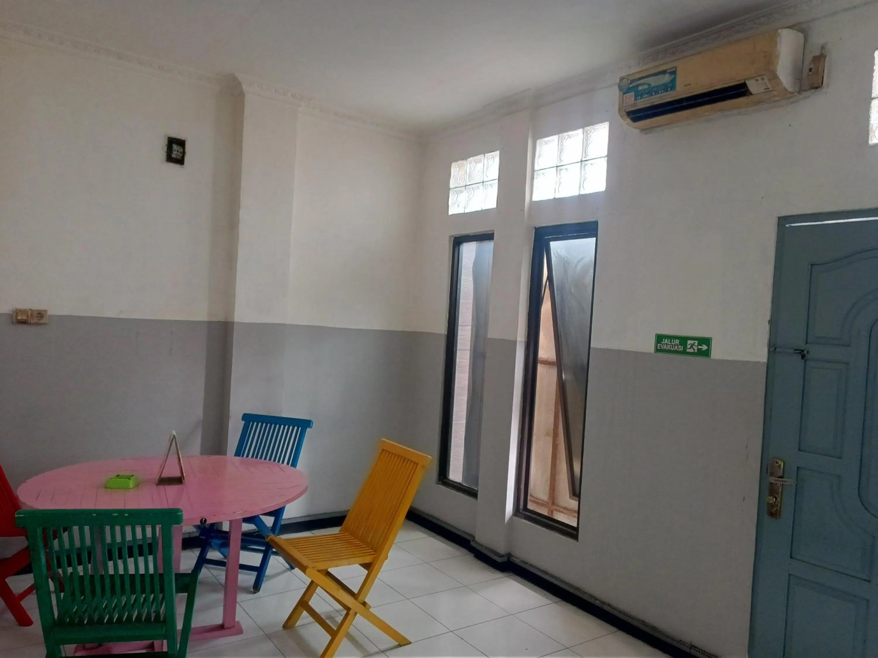 Lobby or reception in OYO 93090 Multi Plus Inn