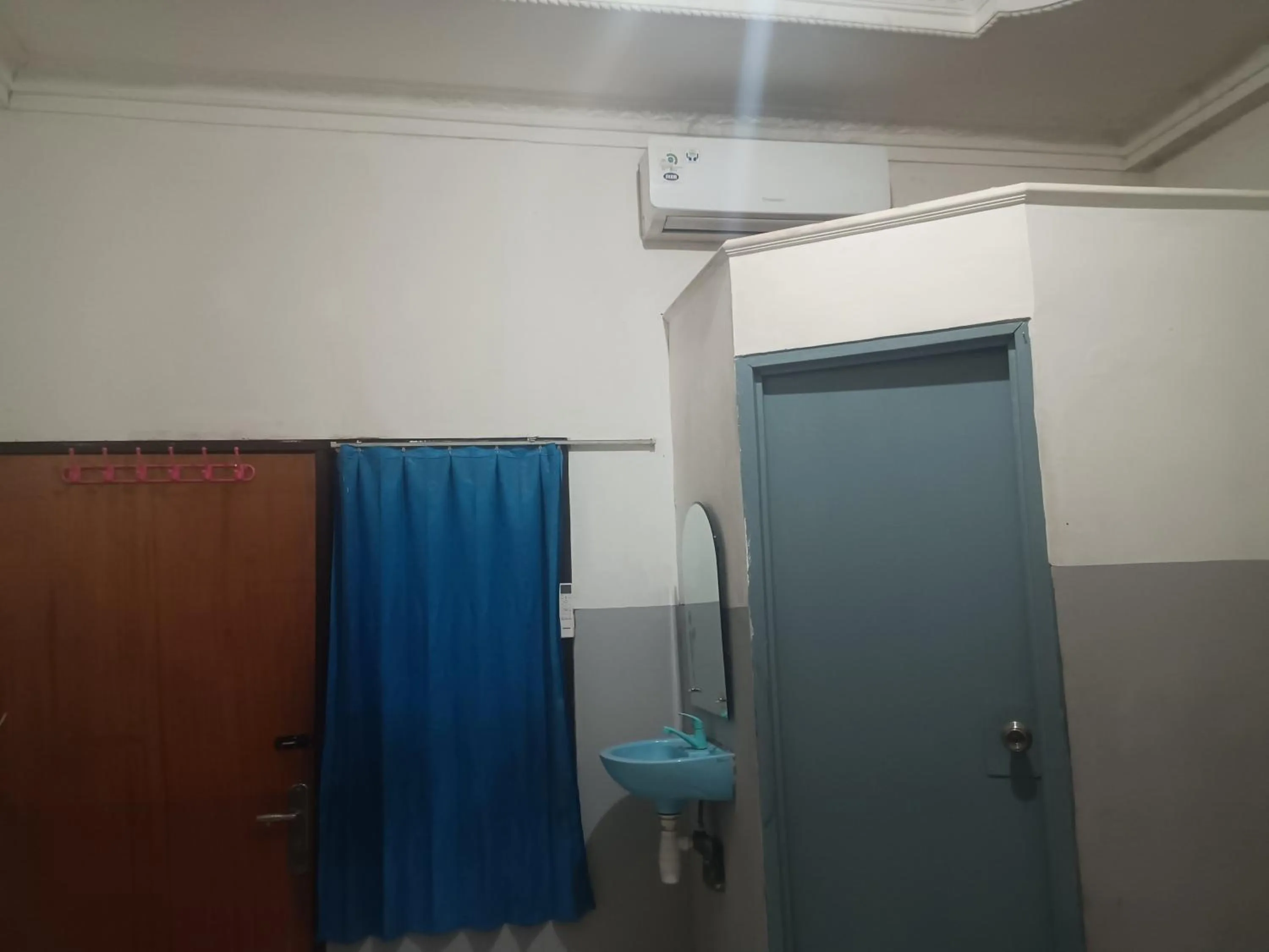 Bedroom in OYO 93090 Multi Plus Inn