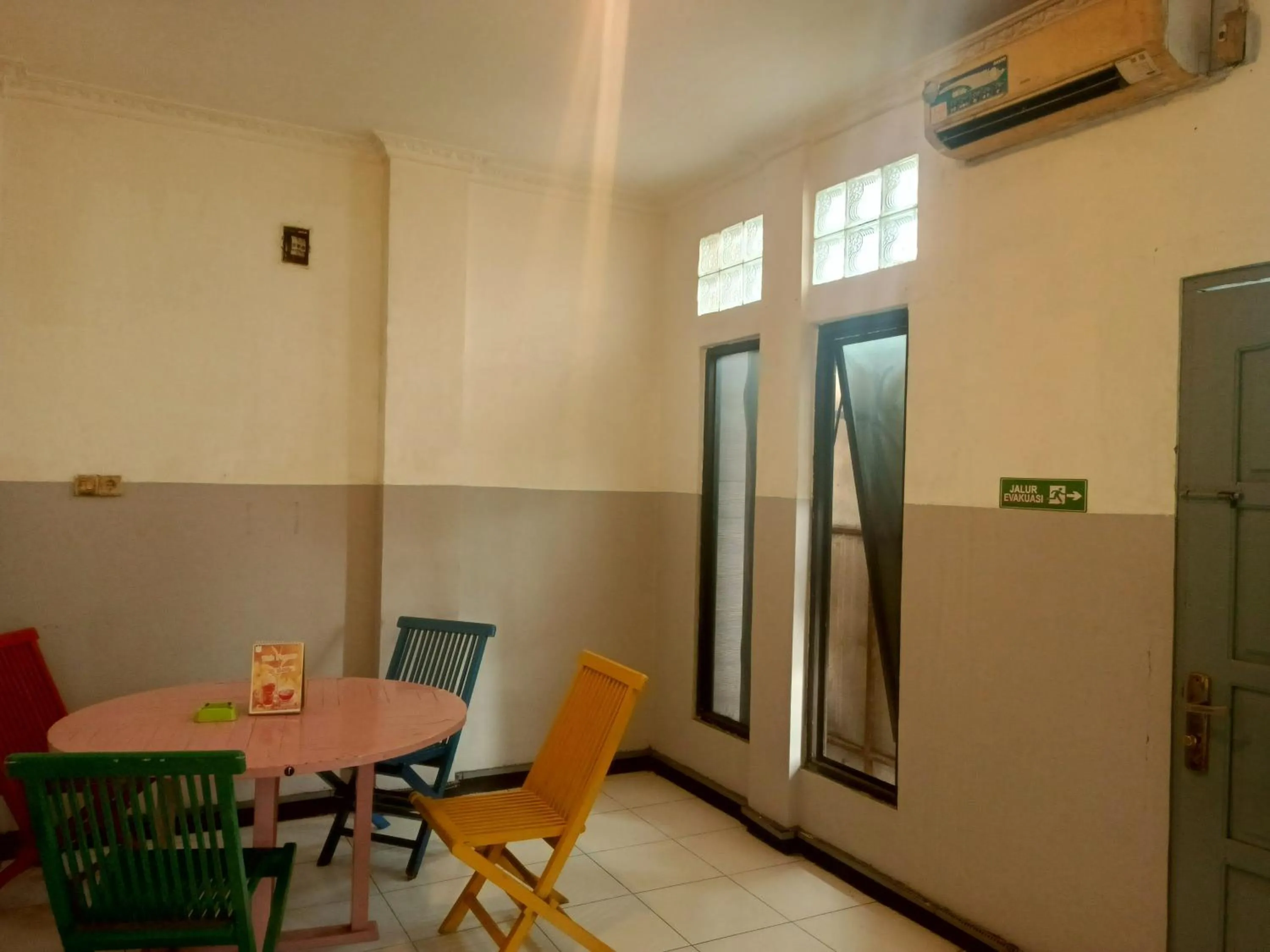 Lobby or reception in OYO 93090 Multi Plus Inn