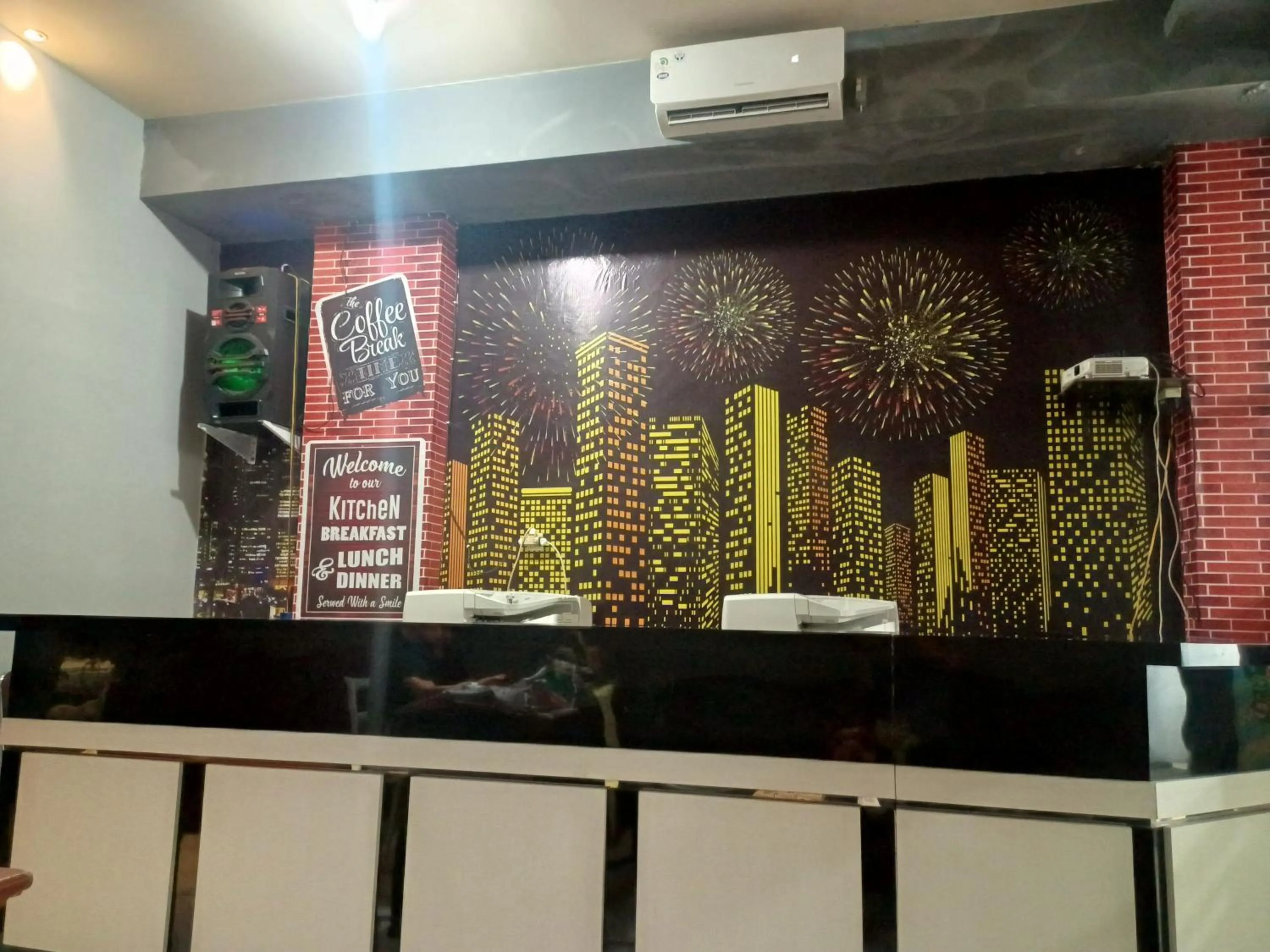 Lobby or reception in OYO 93090 Multi Plus Inn