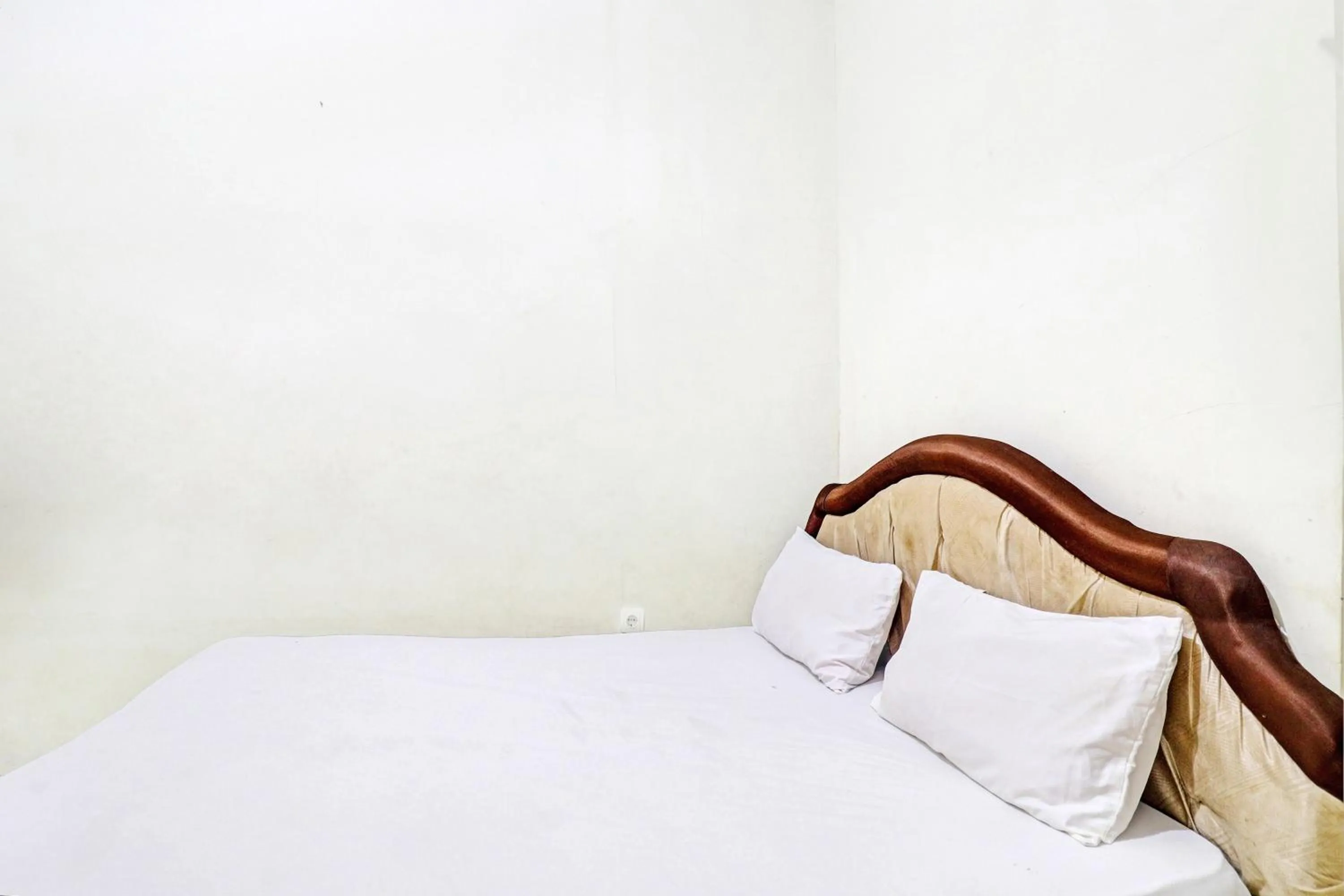 Bedroom, Bed in Hotel O Arizona Homestay