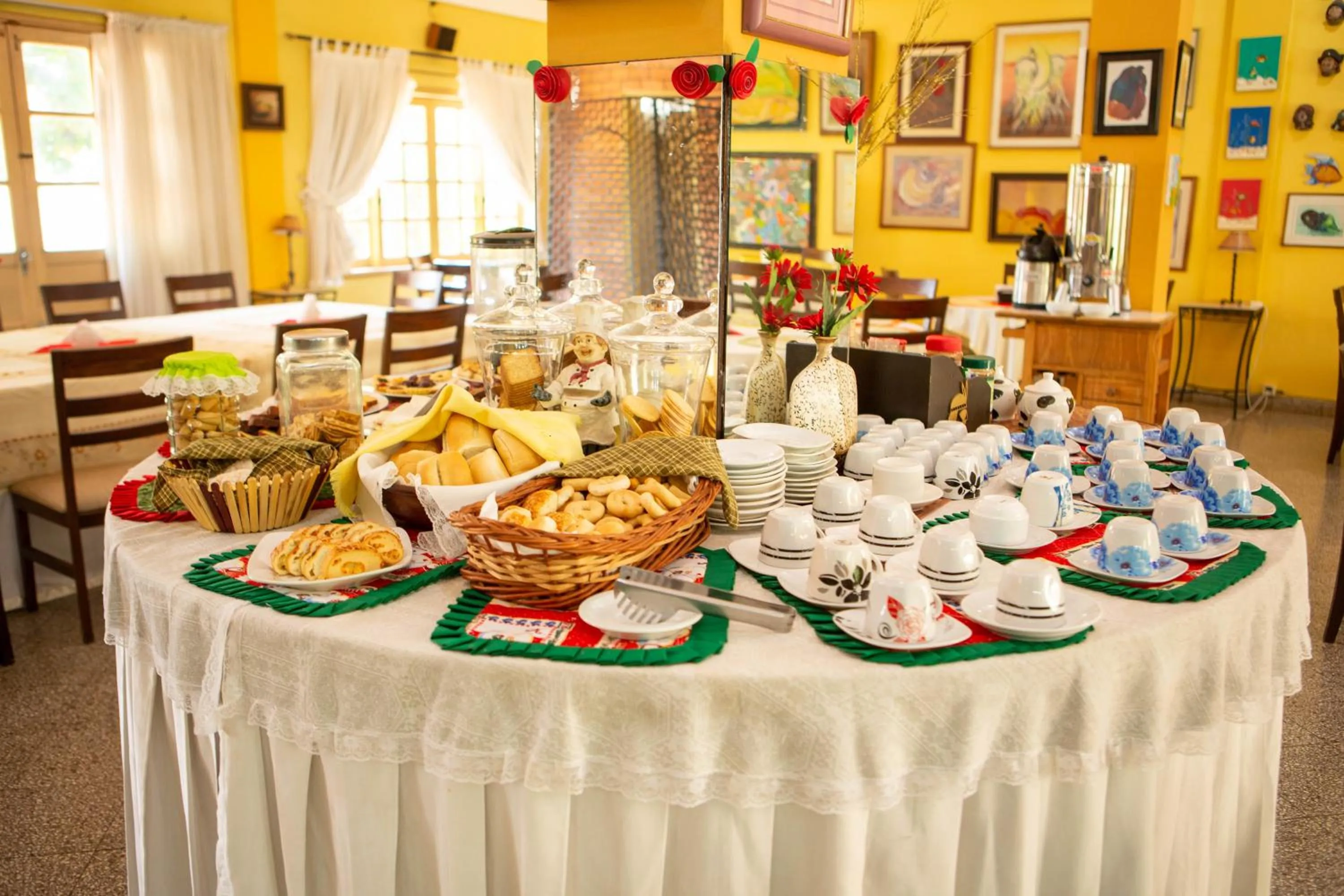 Buffet breakfast in Hotel Santo Domingo