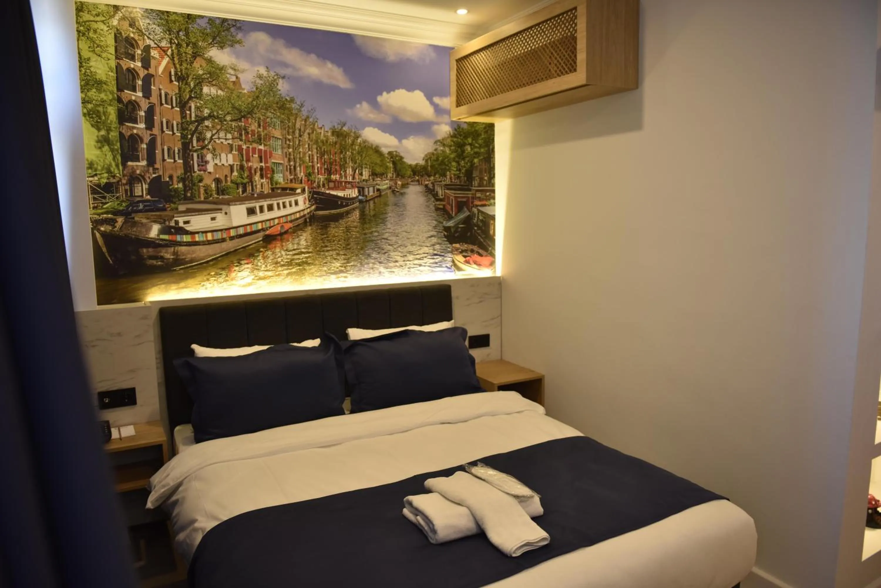 View (from property/room), Bed in Bella Otel Mudanya