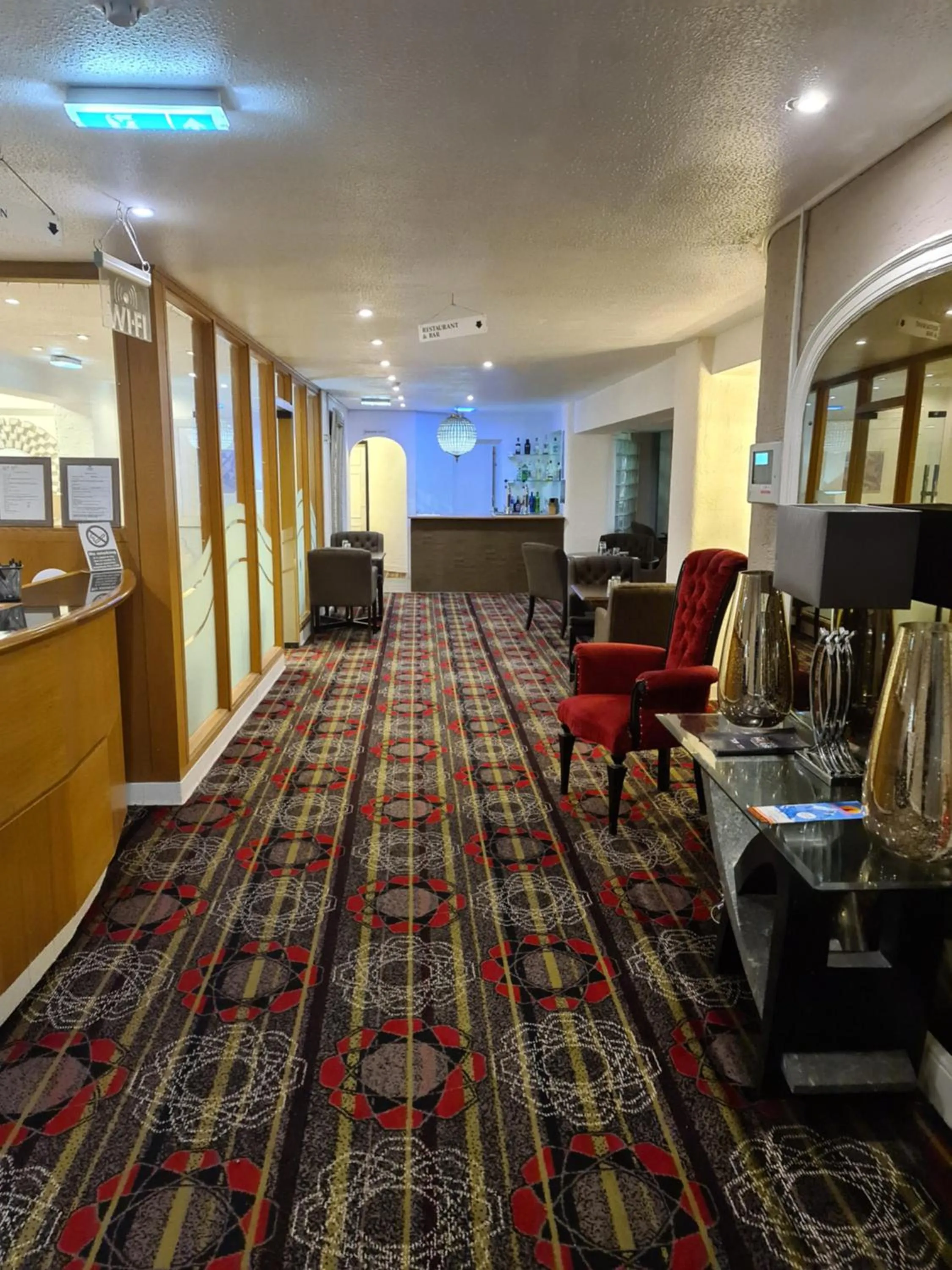 Lobby or reception in Barons Court Hotel Walsall