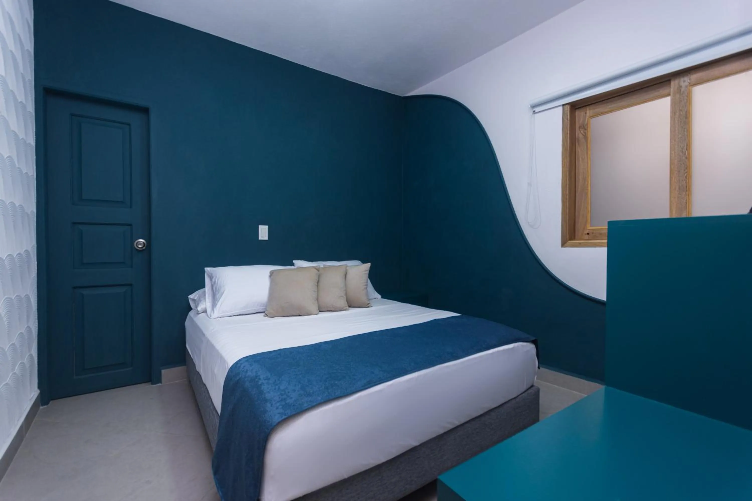 Bed in Hotel Chromatic