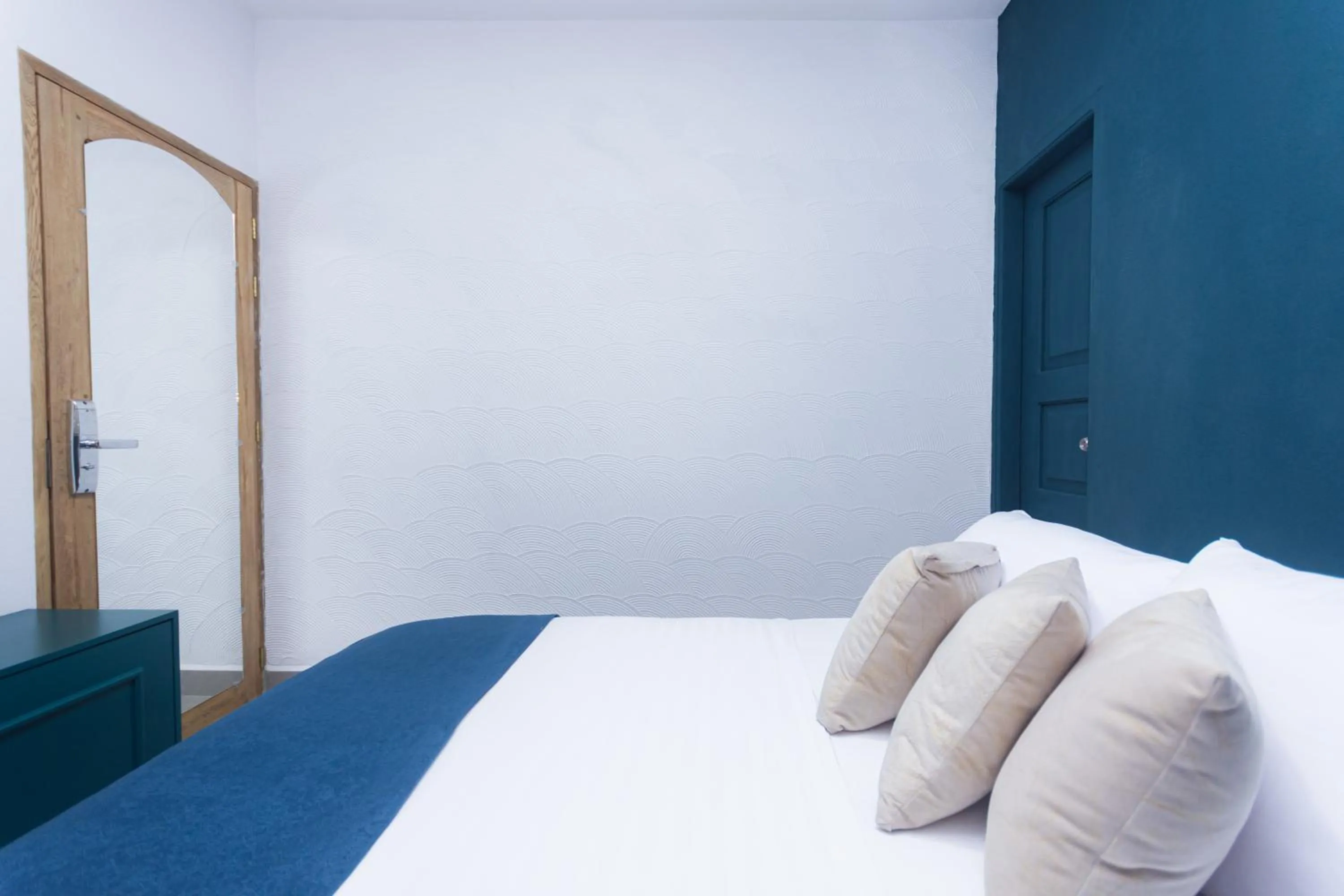 Bed in Hotel Chromatic