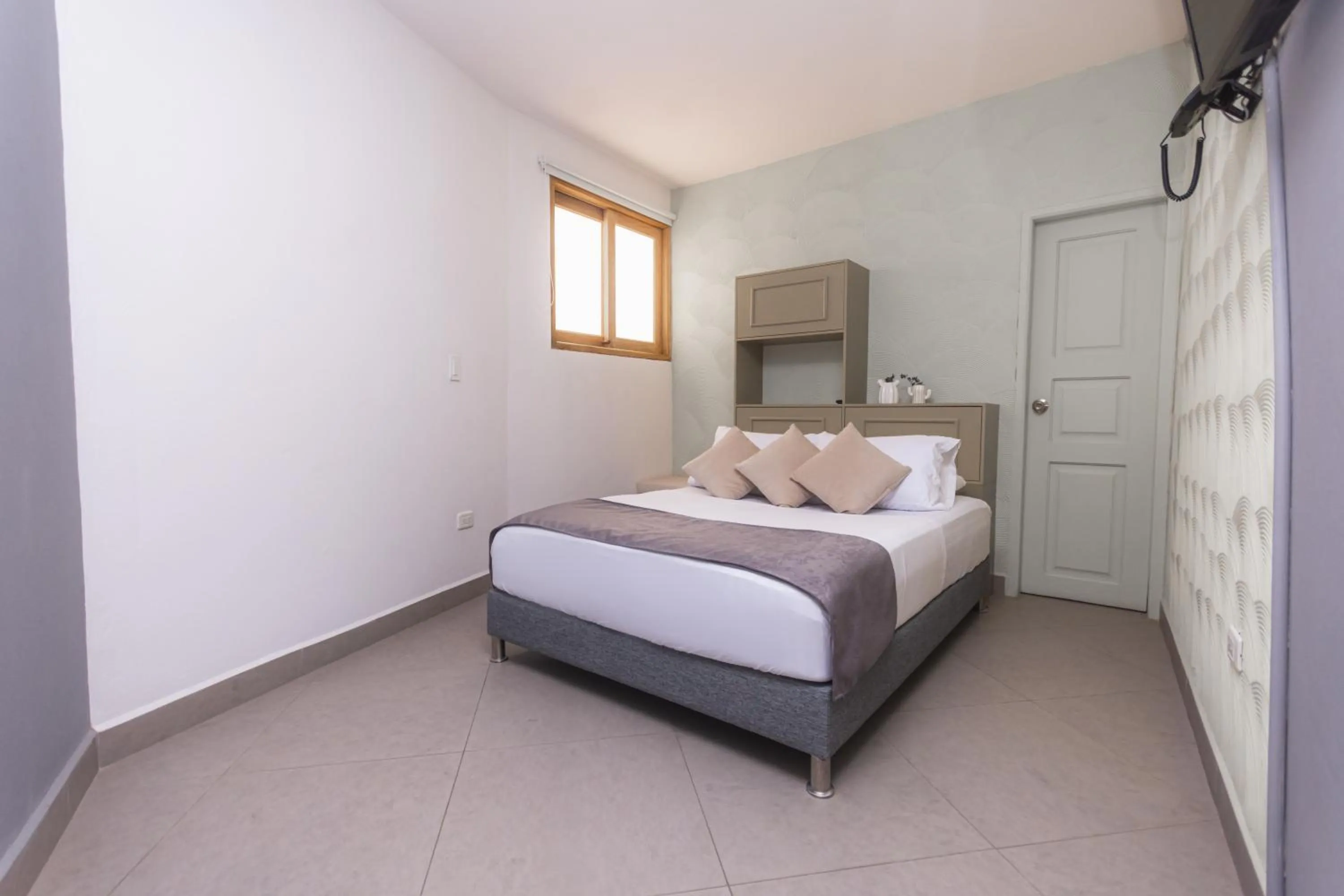 Bed in Hotel Chromatic