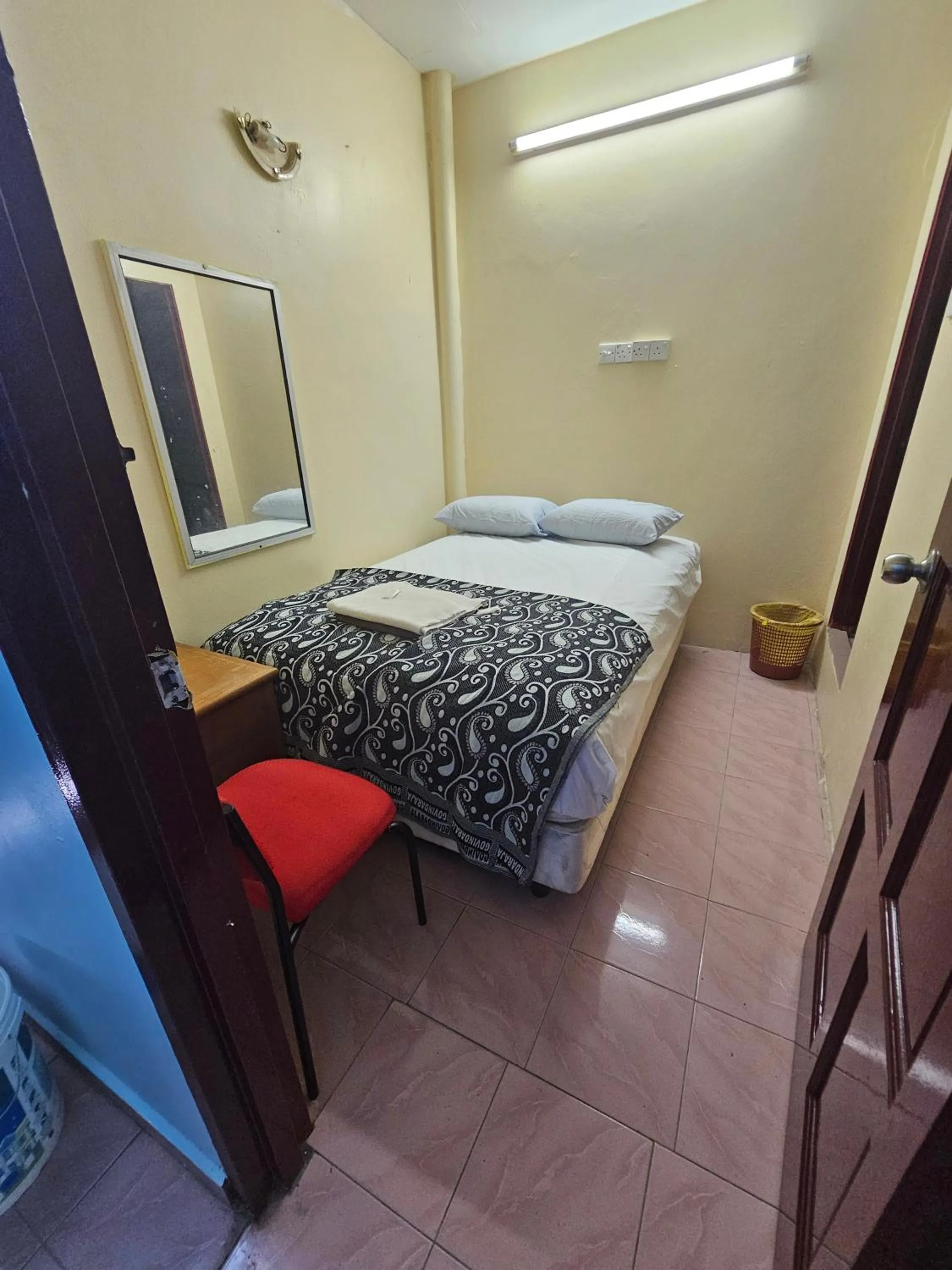 Bedroom, Bed in Hotel O Bintang Inns