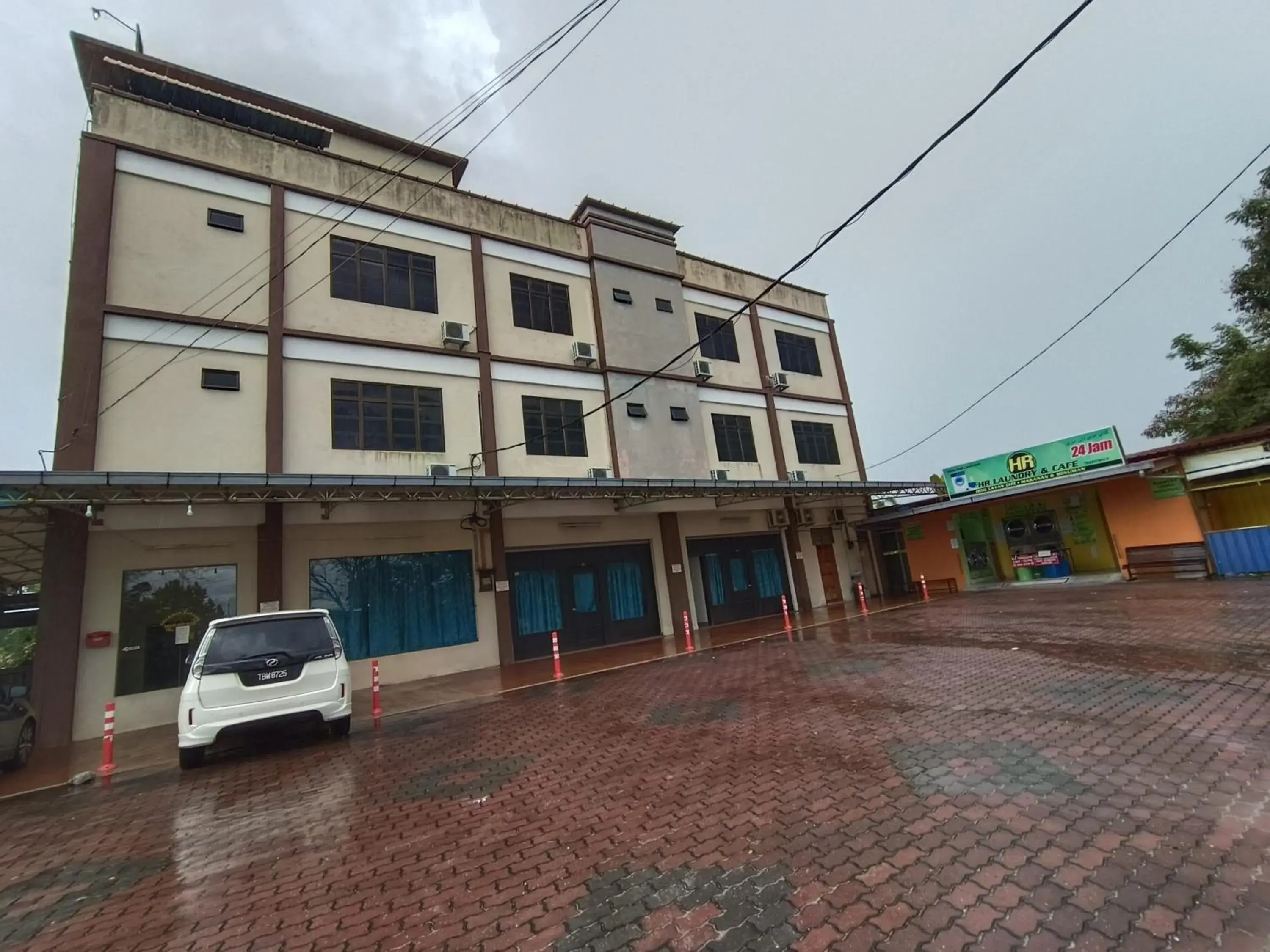 OYO 90868 Oba Hotel OYO 90868 Oba Hotel