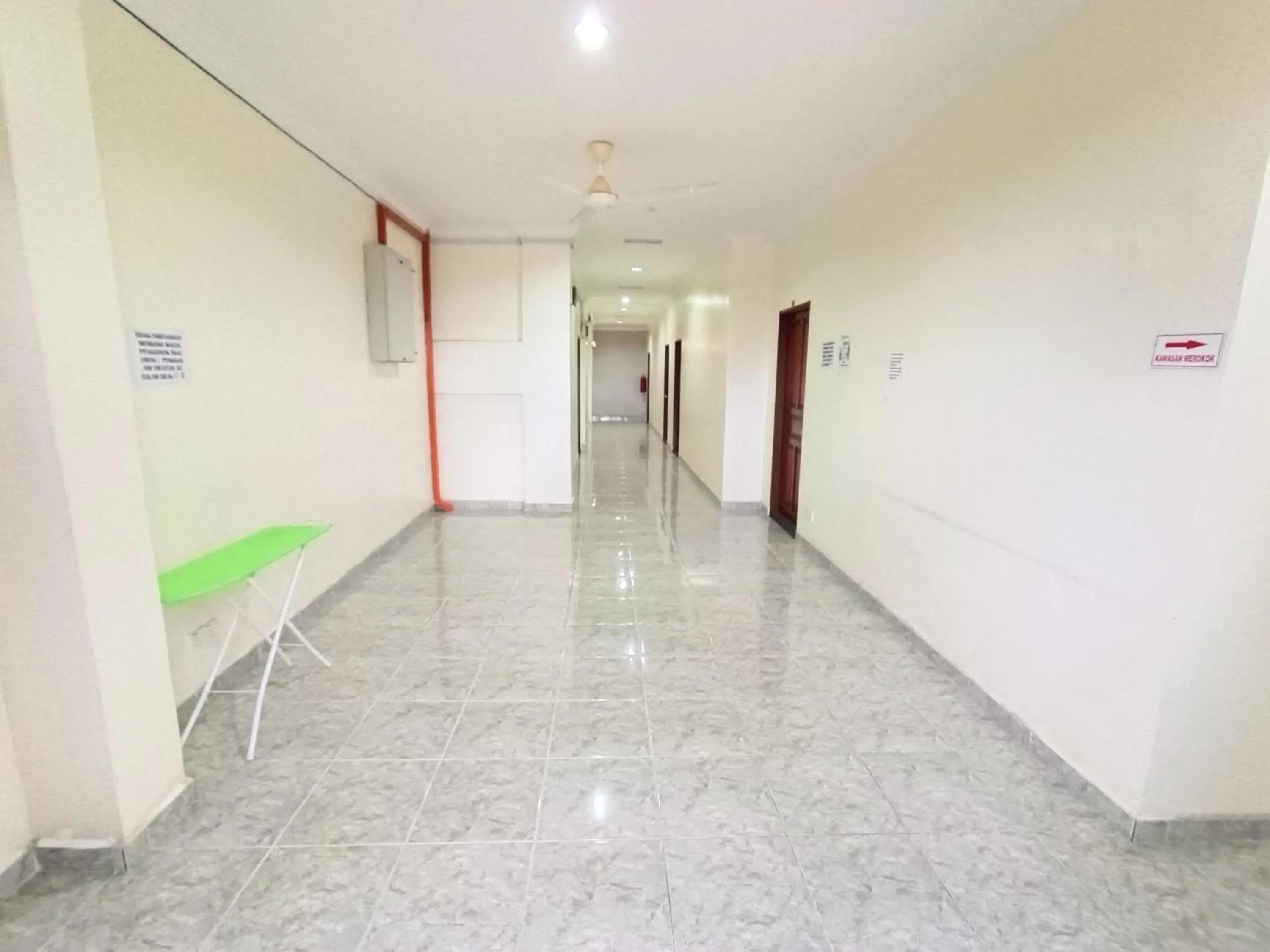 Lobby or reception in OYO 90868 Oba Hotel