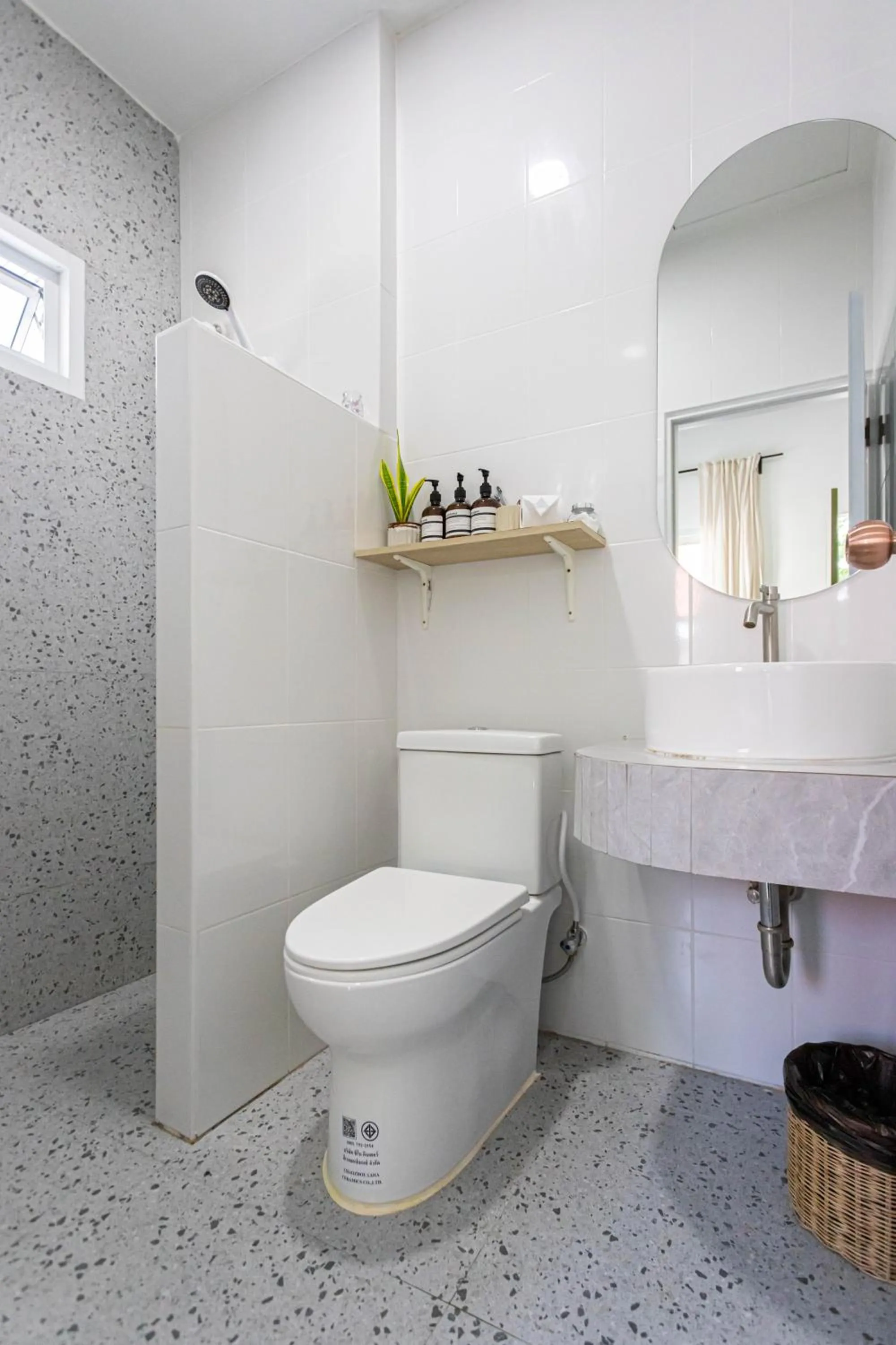 Bathroom in Vawa Guesthouse