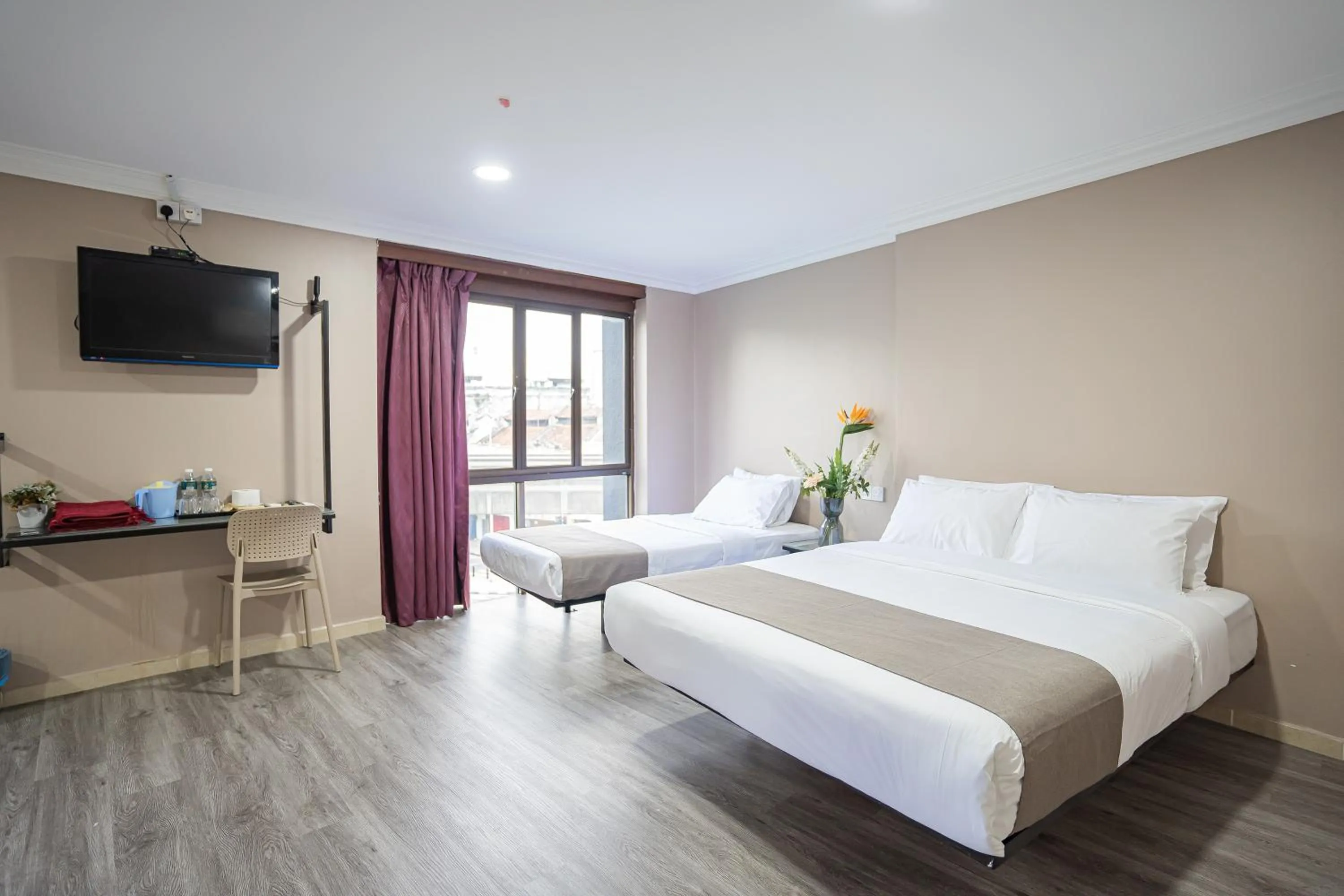 Bed in HOTEL 28 RAPID