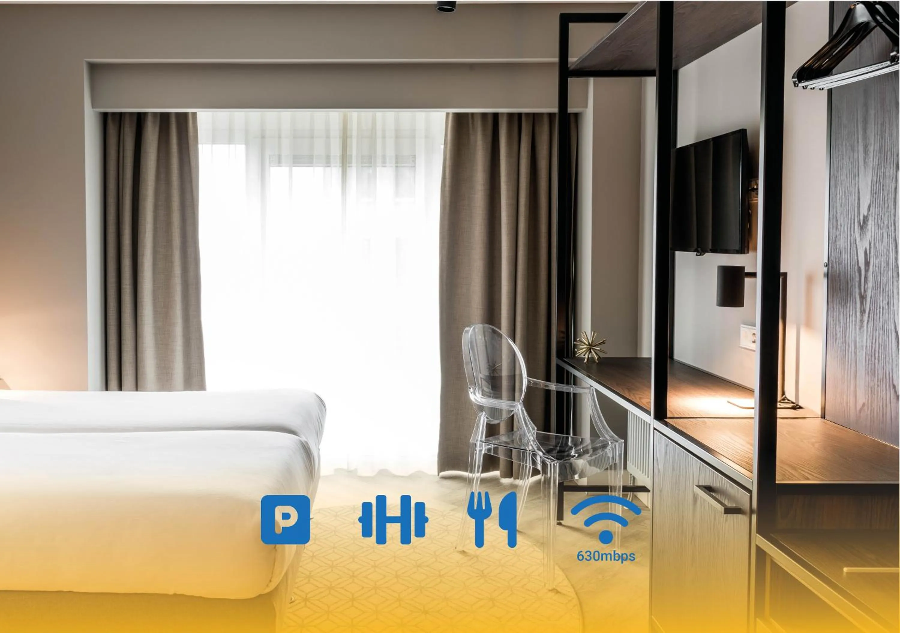 Bedroom, Bed in Sandton Eindhoven Centre - Private parking